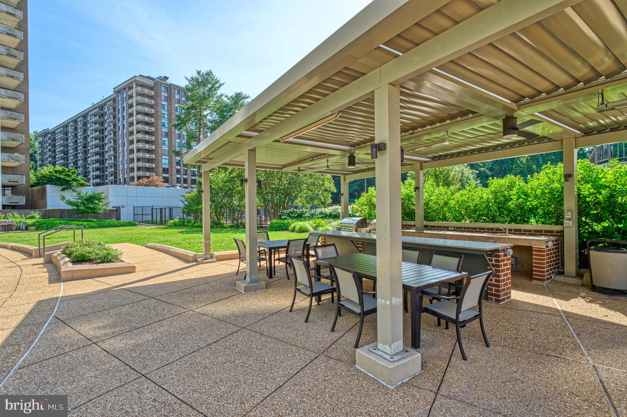 REGENCY AT MCLEAN - Residential