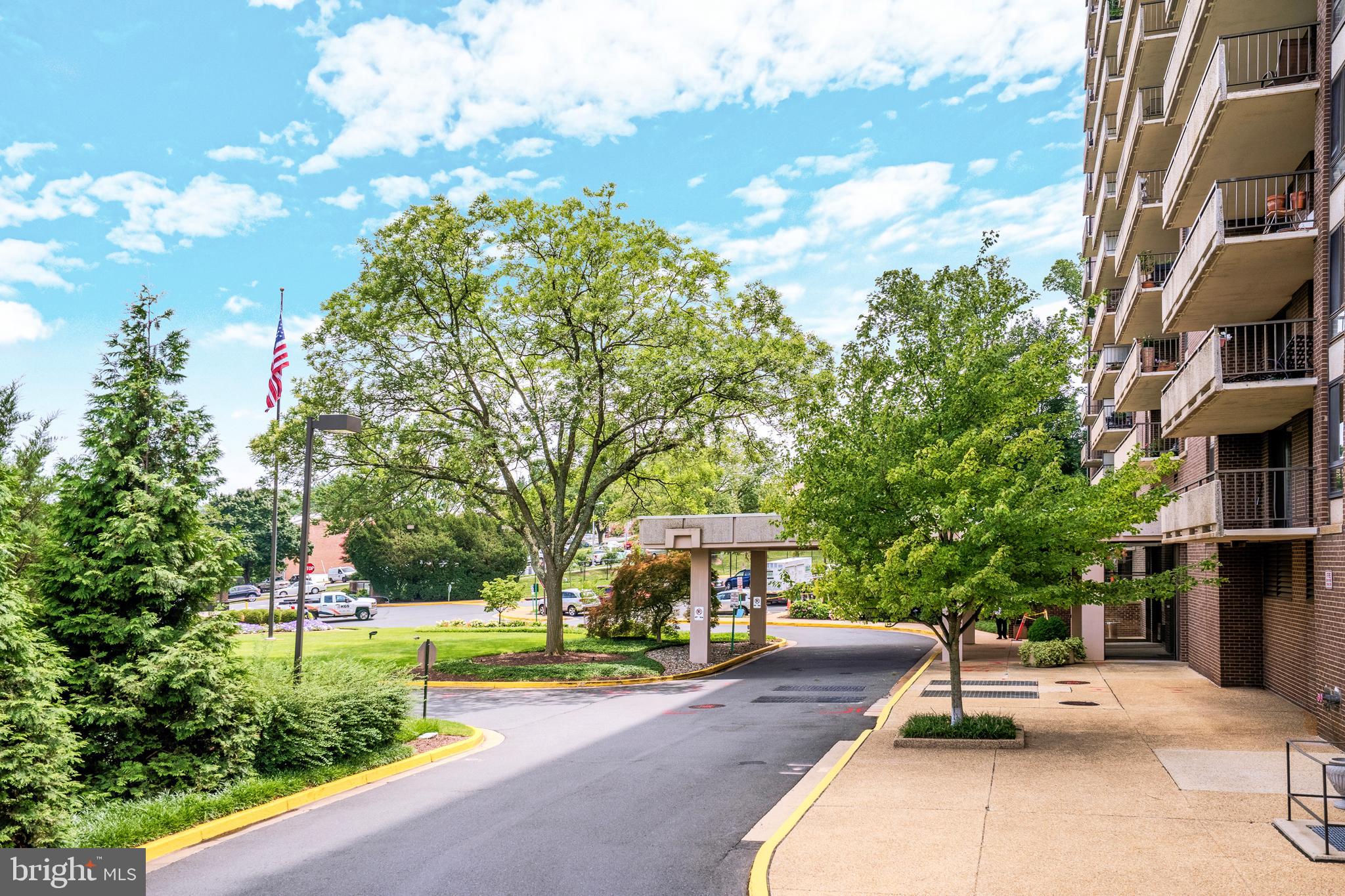 REGENCY AT MCLEAN - Residential