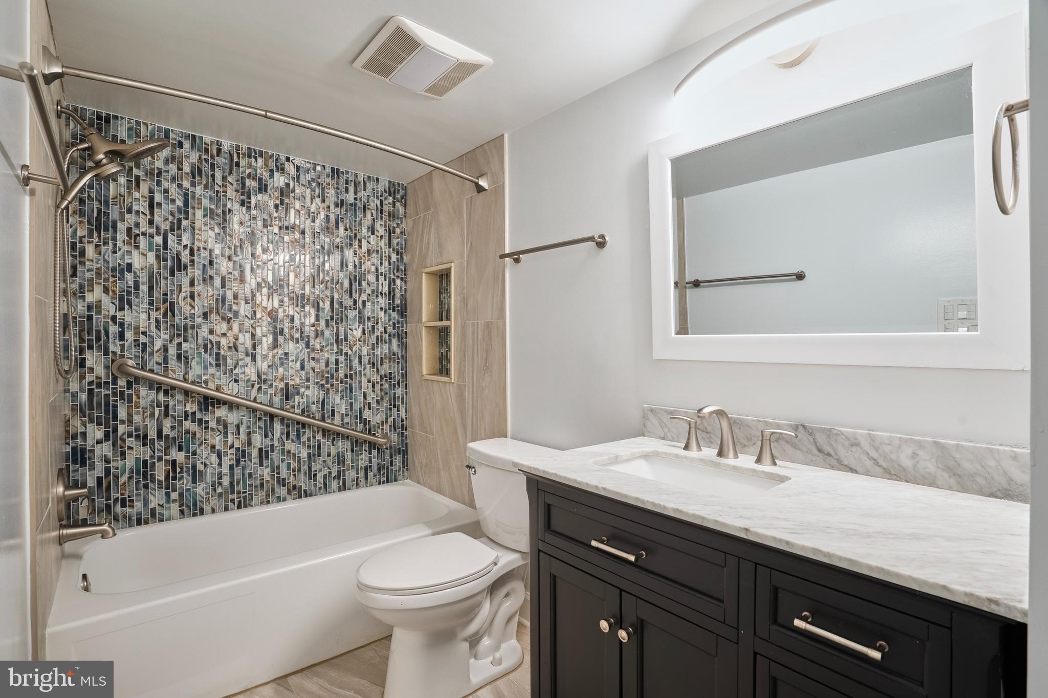 REGENCY AT MCLEAN - Residential