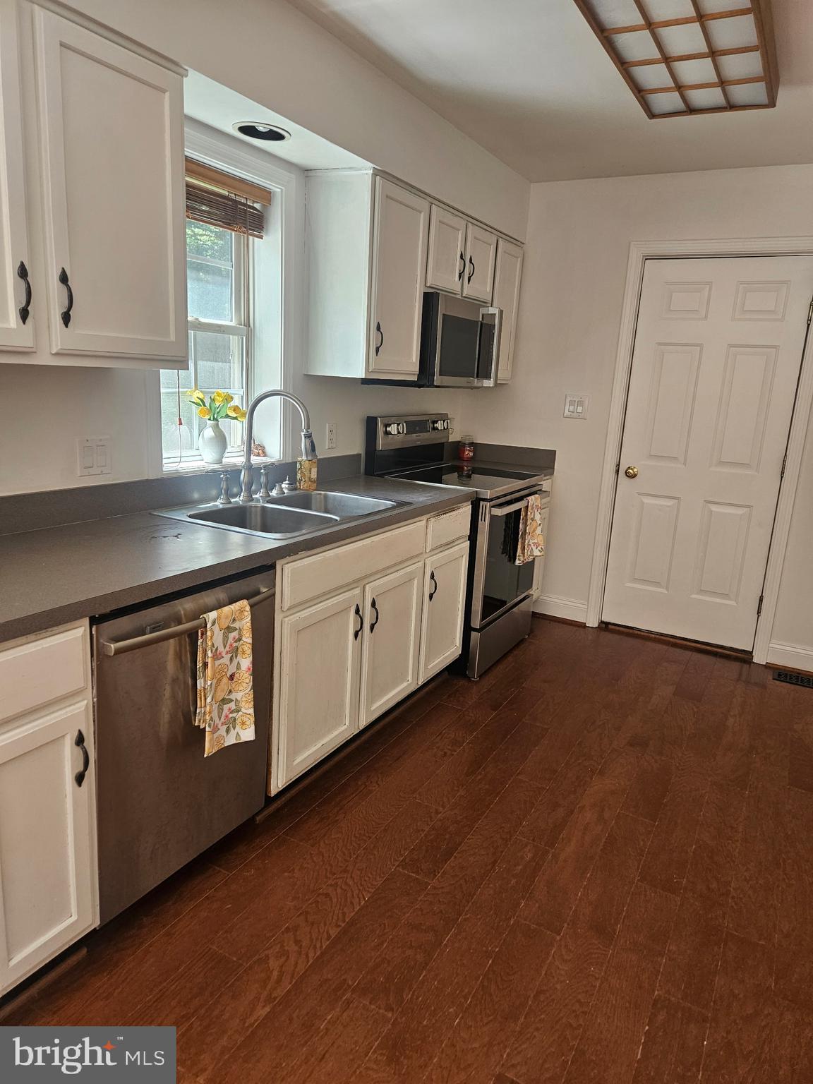 FISHERMANS GROVE - Residential