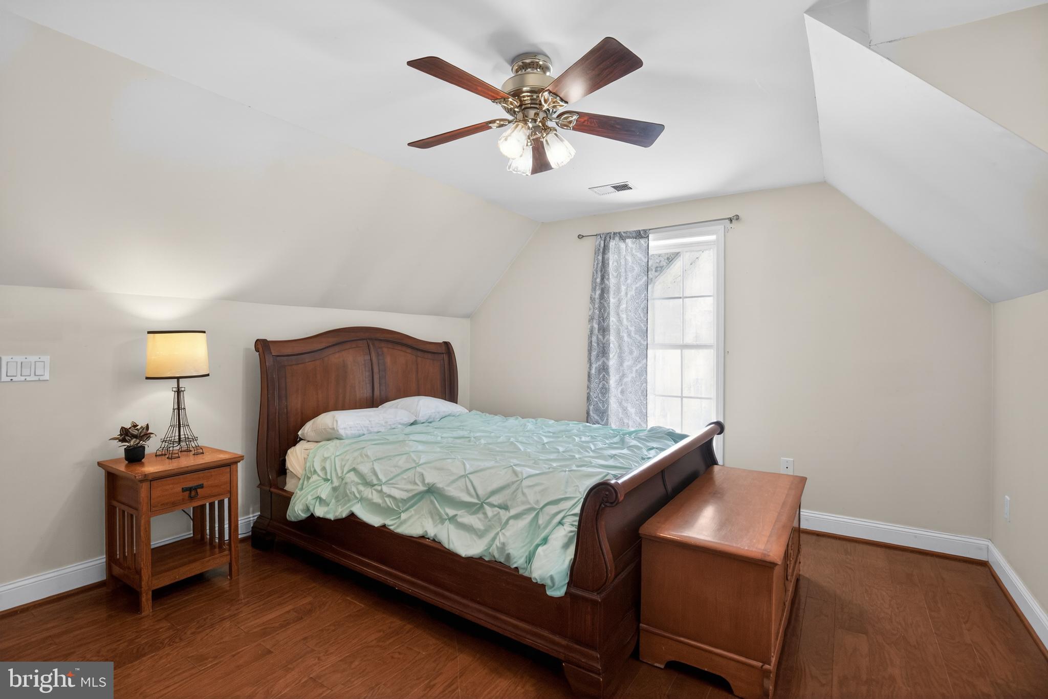 FISHERMANS GROVE - Residential
