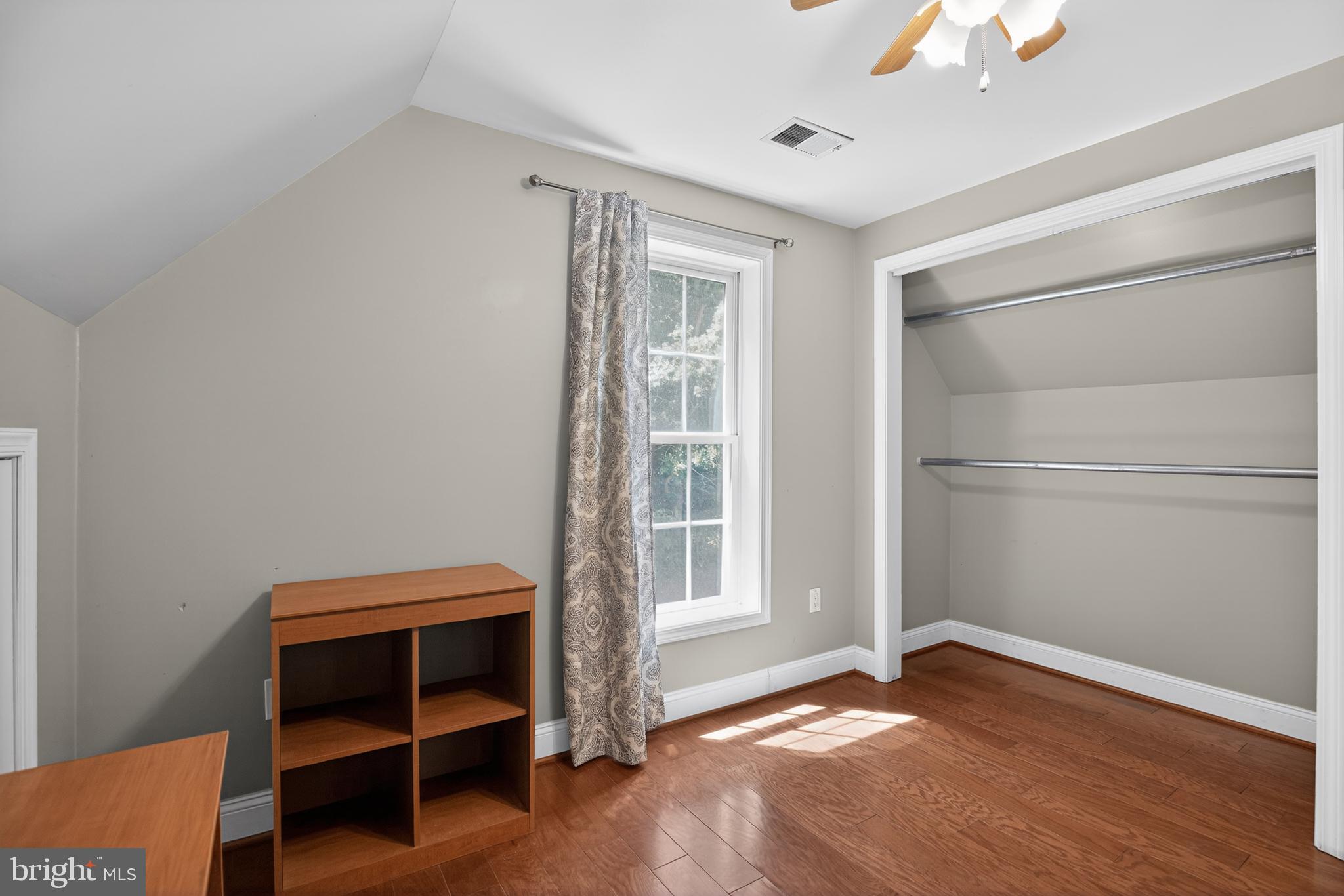 FISHERMANS GROVE - Residential