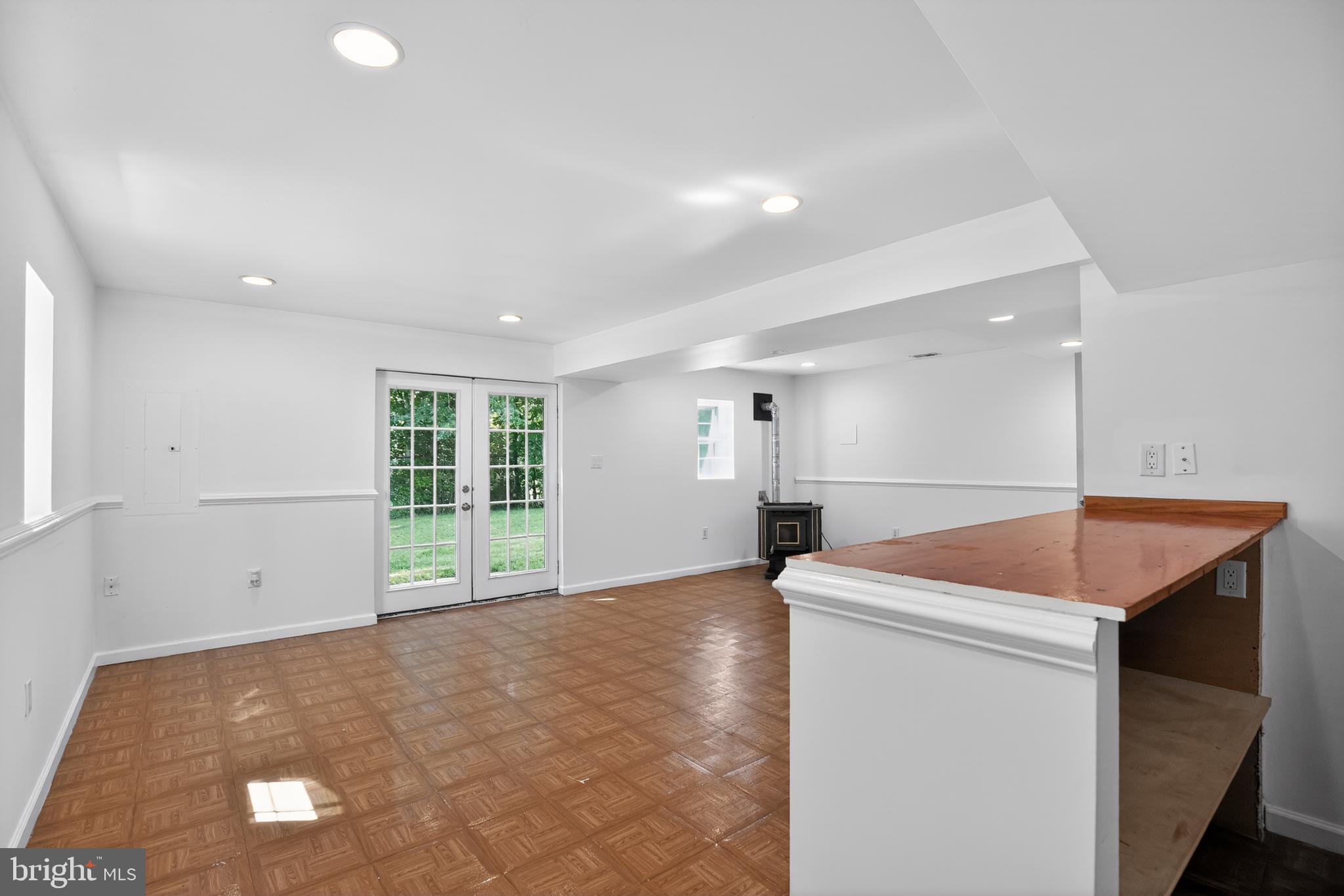 FISHERMANS GROVE - Residential