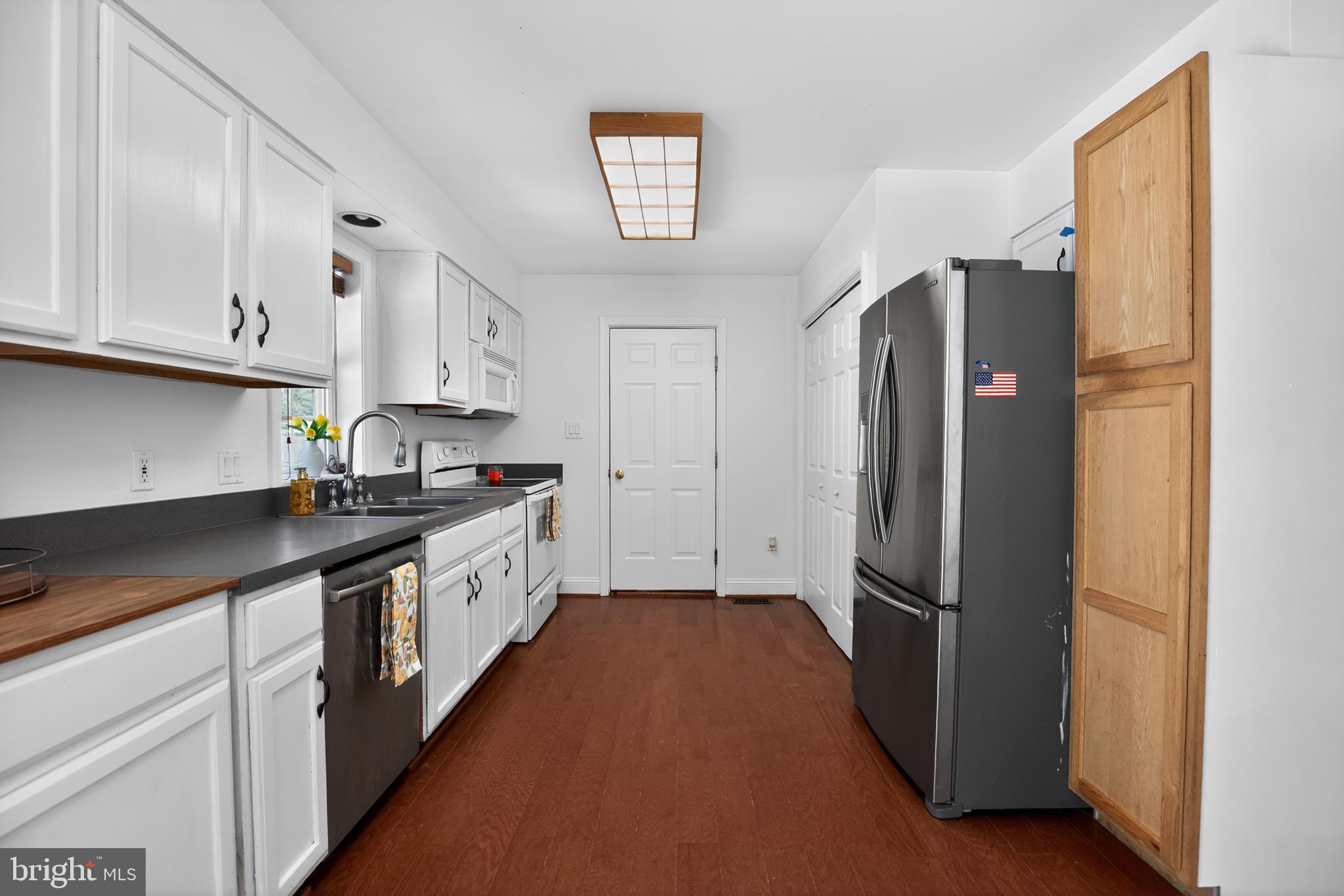 FISHERMANS GROVE - Residential
