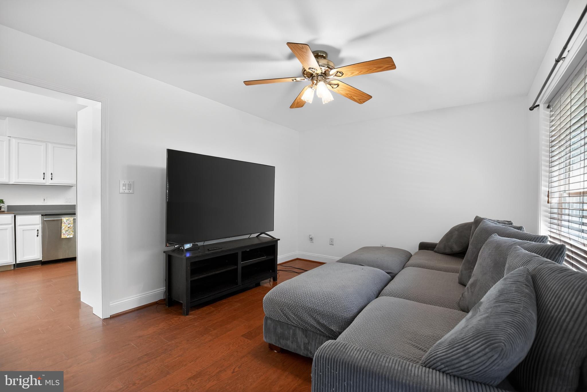 FISHERMANS GROVE - Residential