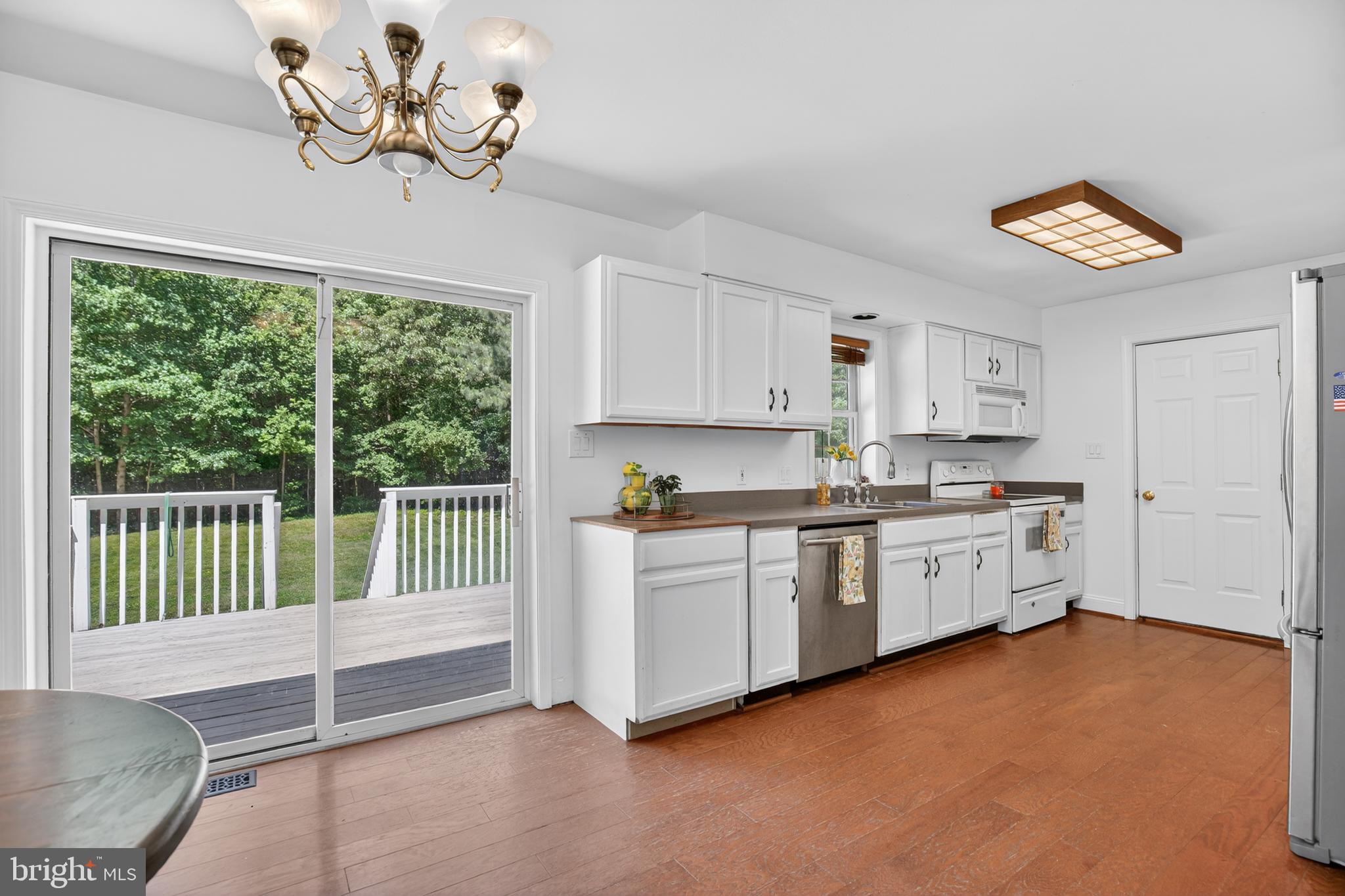 FISHERMANS GROVE - Residential
