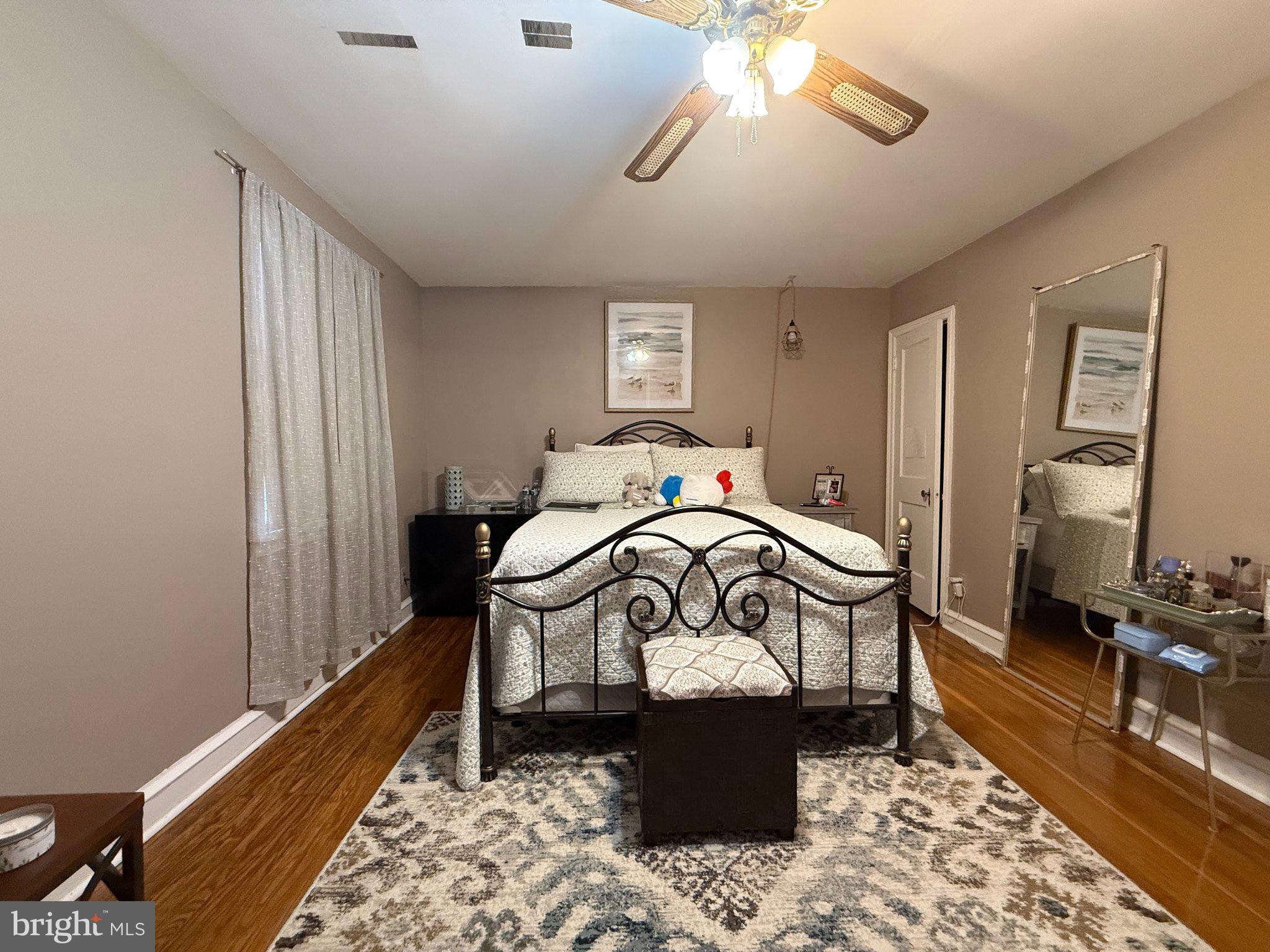 PHILADELPHIA (NORTHEAST) - Residential