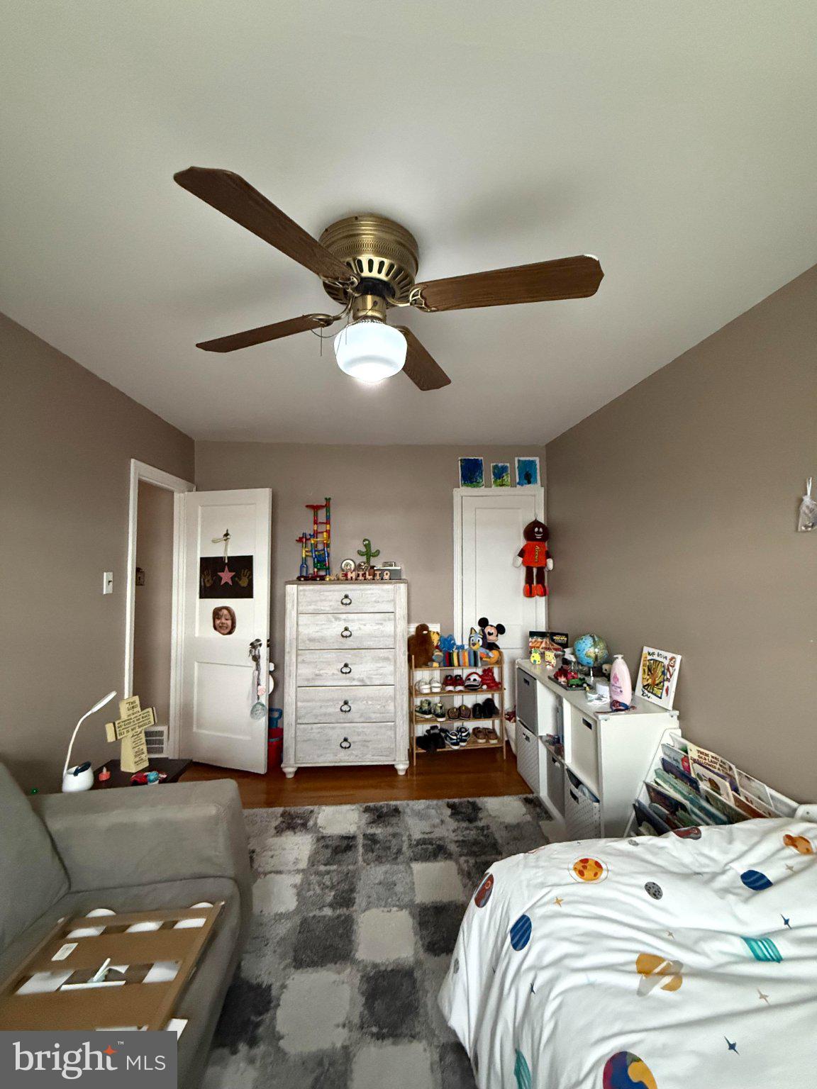 PHILADELPHIA (NORTHEAST) - Residential