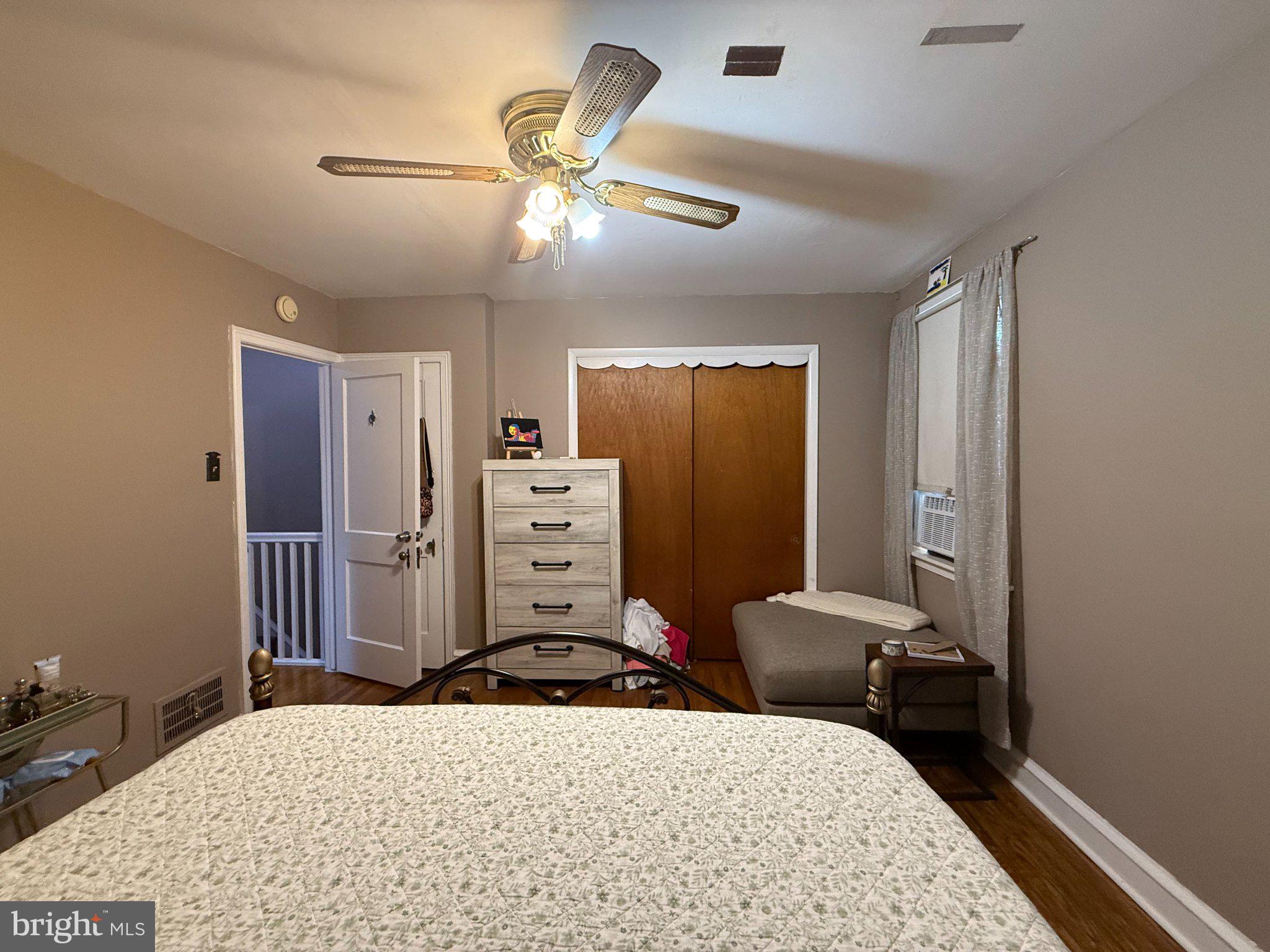 PHILADELPHIA (NORTHEAST) - Residential