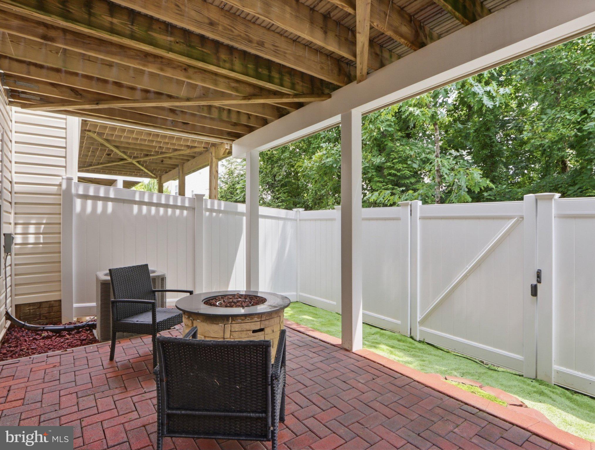 TANYARD SPRINGS - Residential
