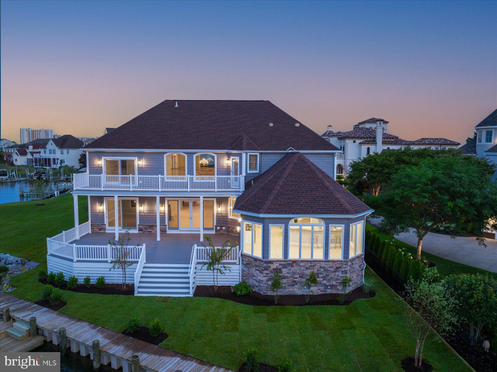 HERON HARBOUR - Residential