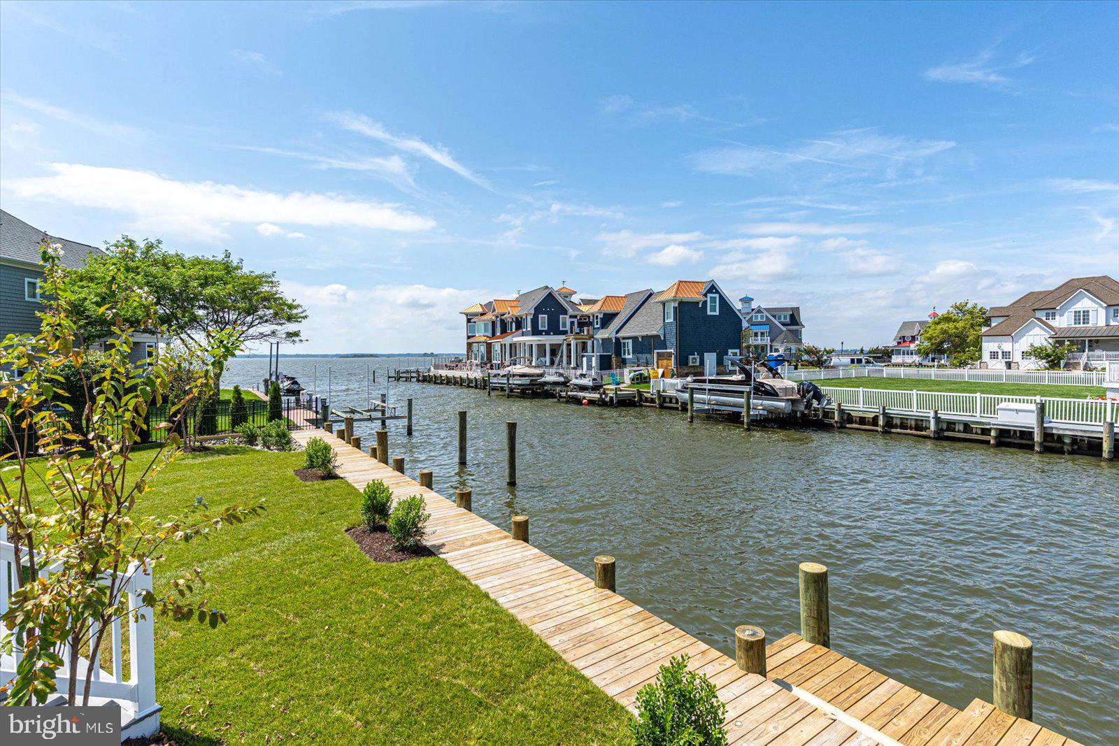 HERON HARBOUR - Residential