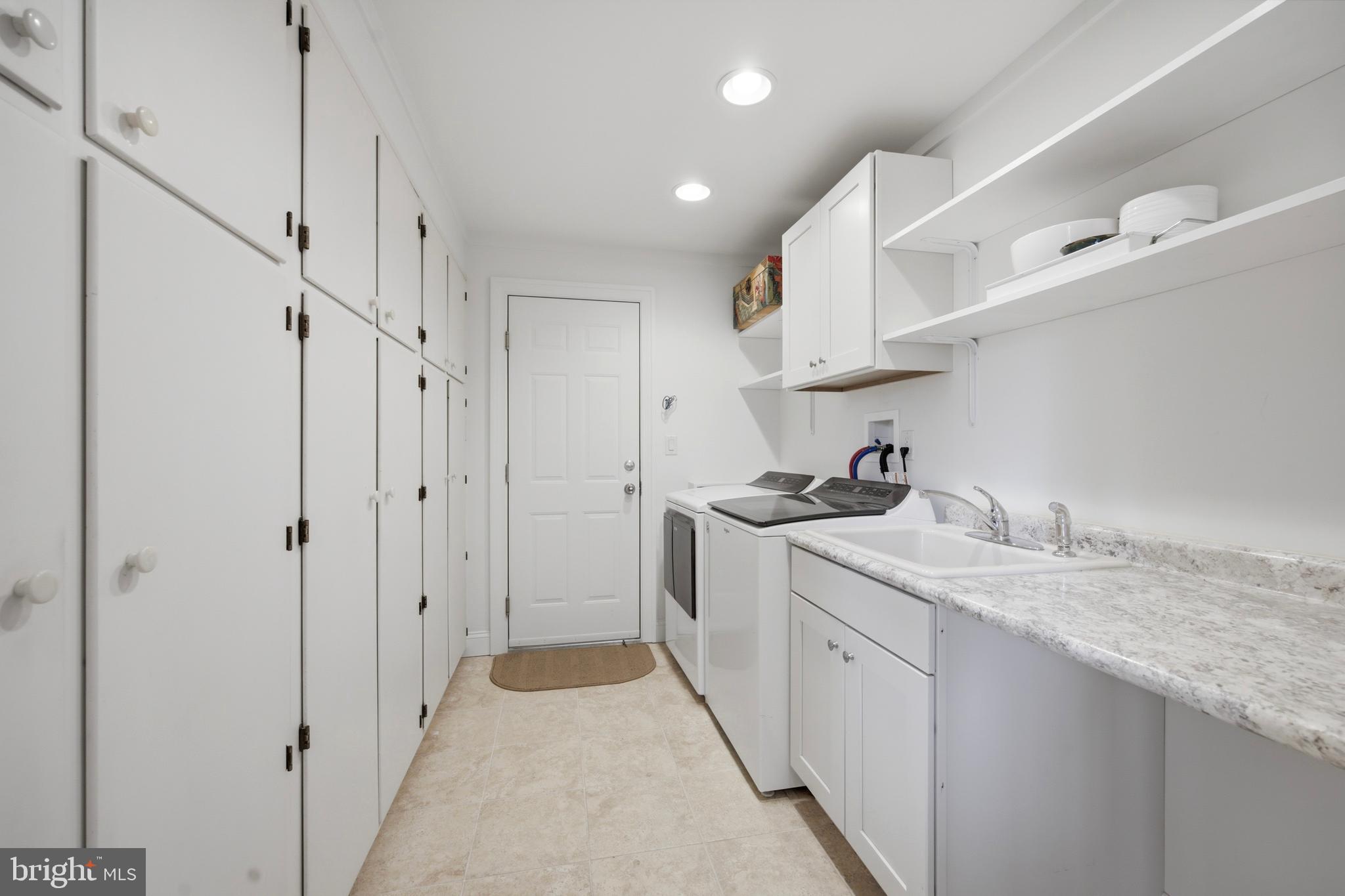ROSEDALE - Residential
