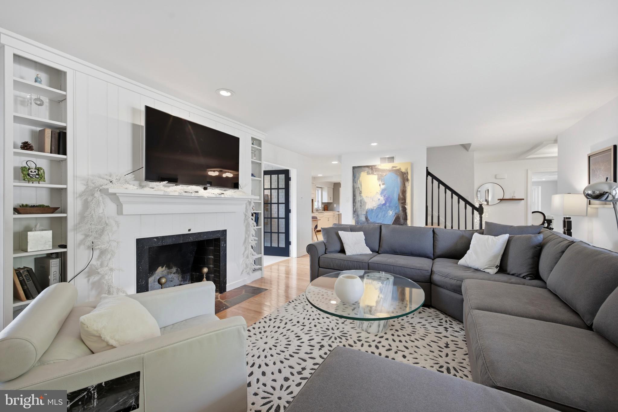 ROSEDALE - Residential
