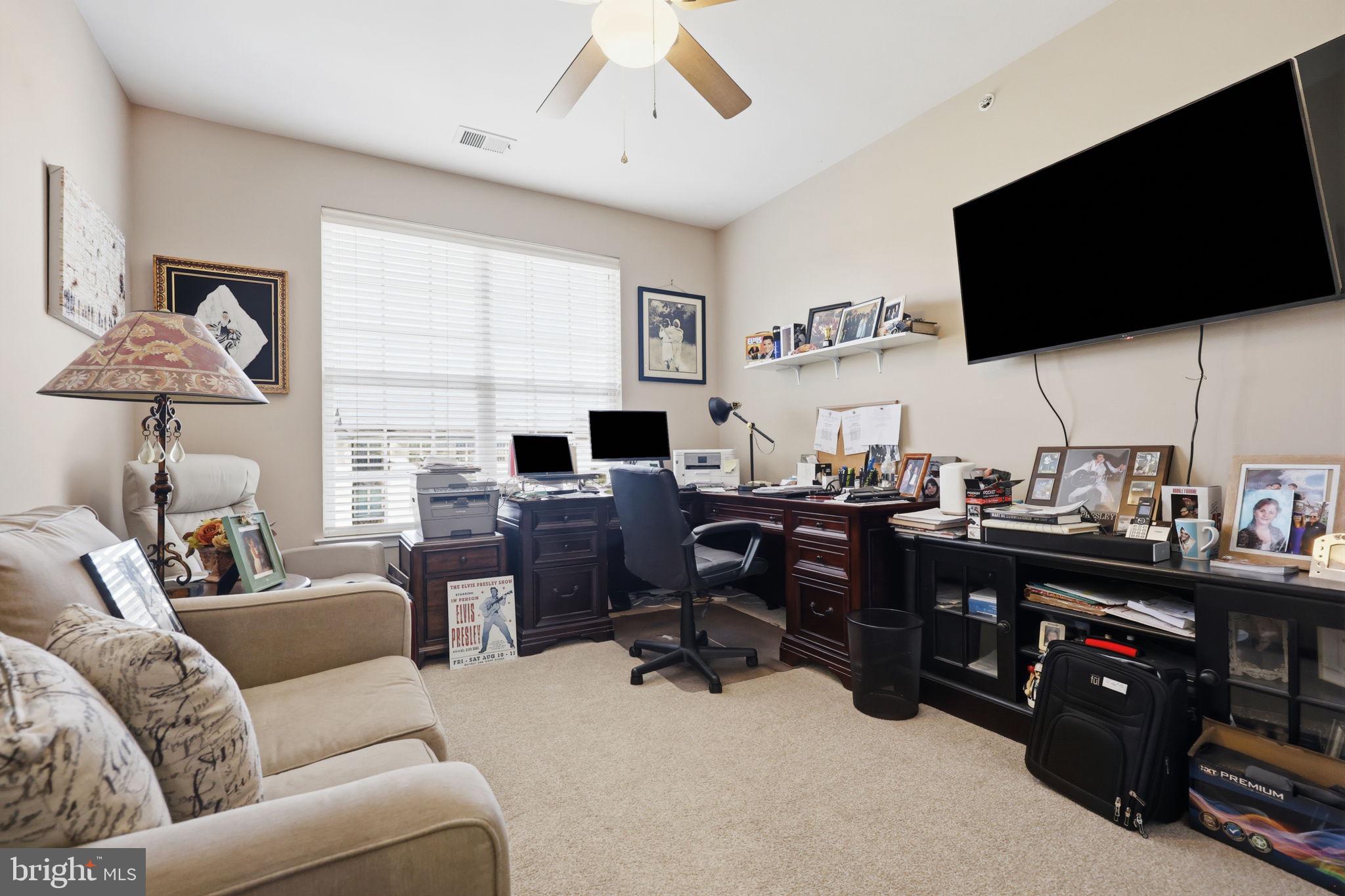 HERITAGE CR ESTS - Residential