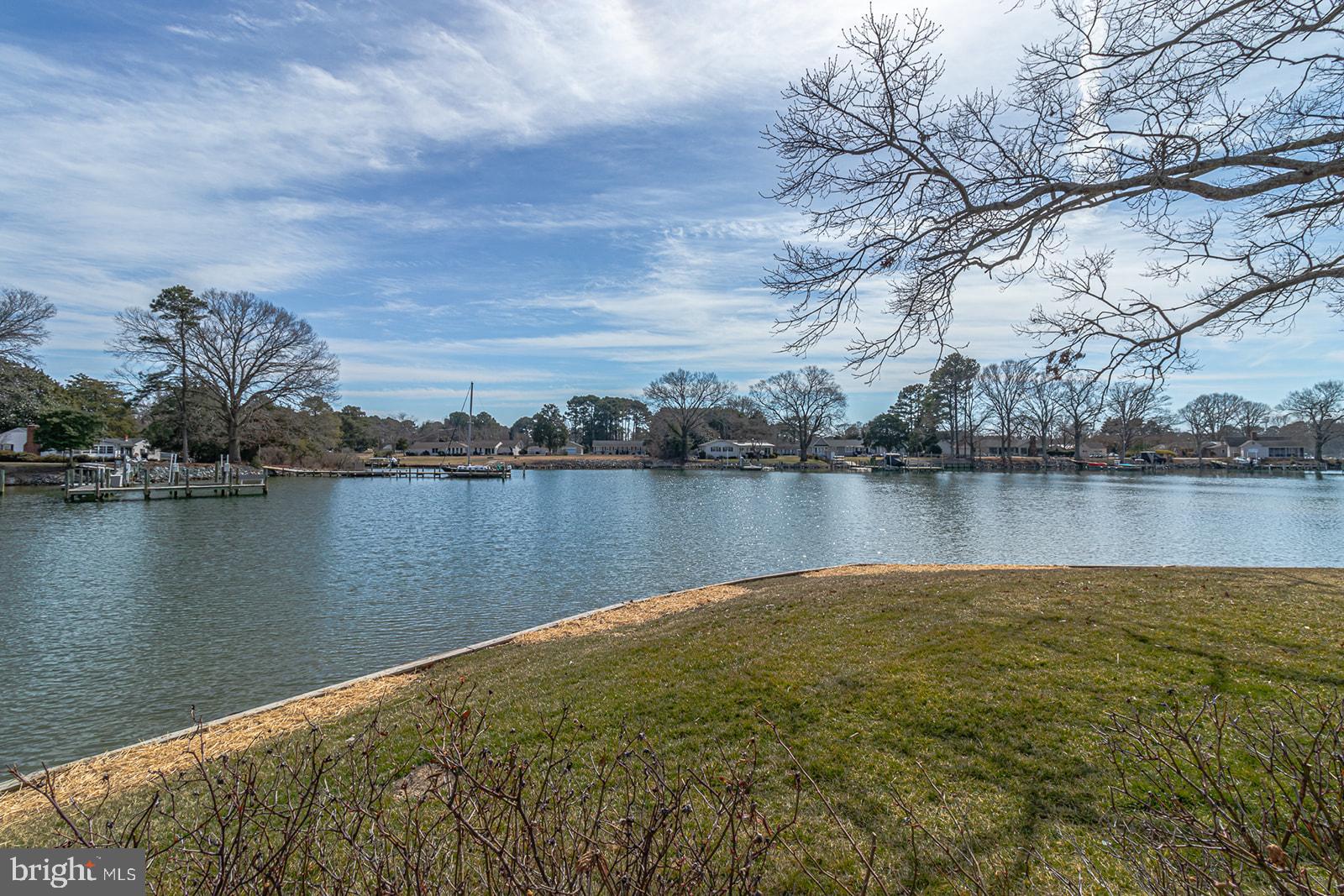 INDIAN CREEK ESTATE - Residential
