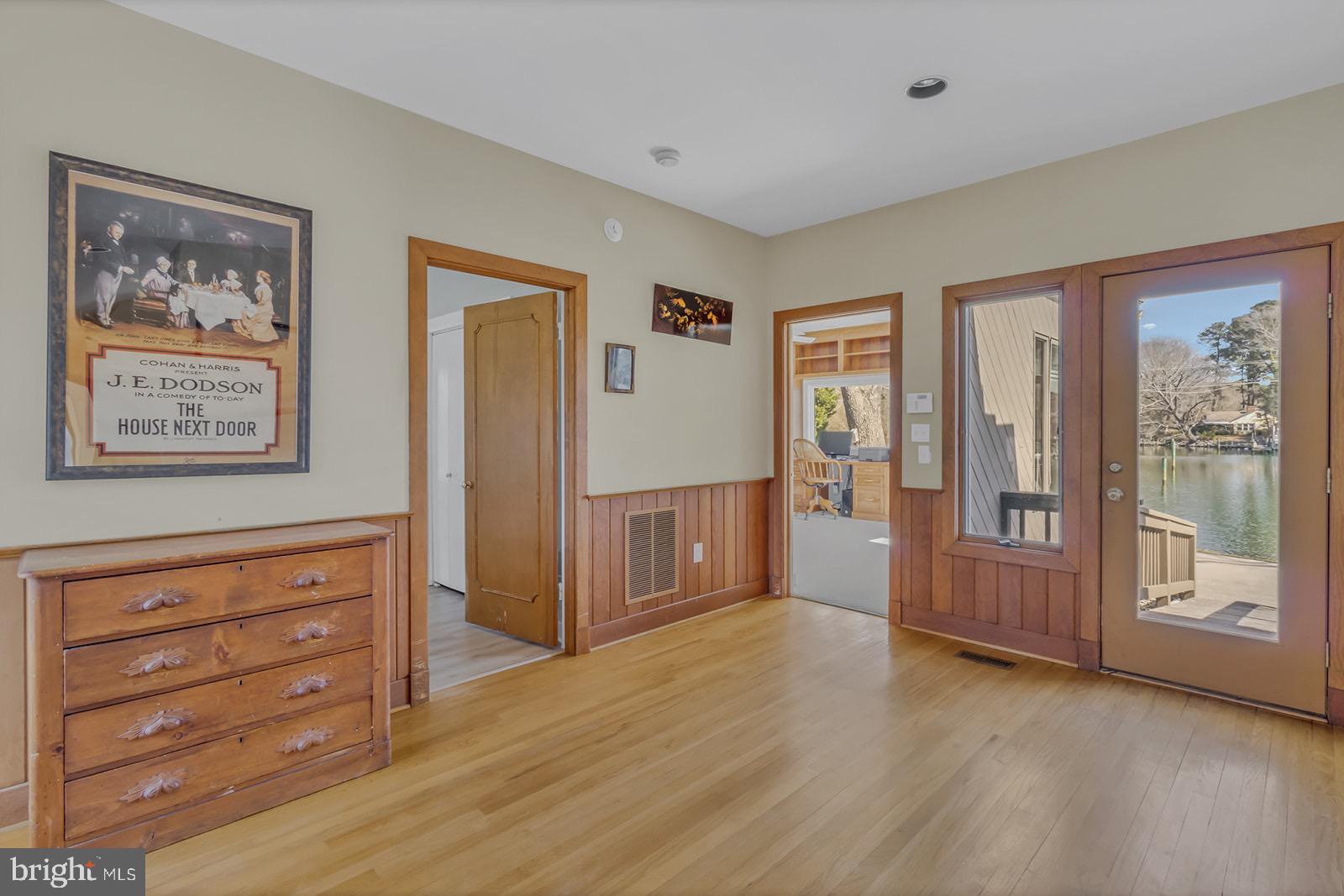 INDIAN CREEK ESTATE - Residential