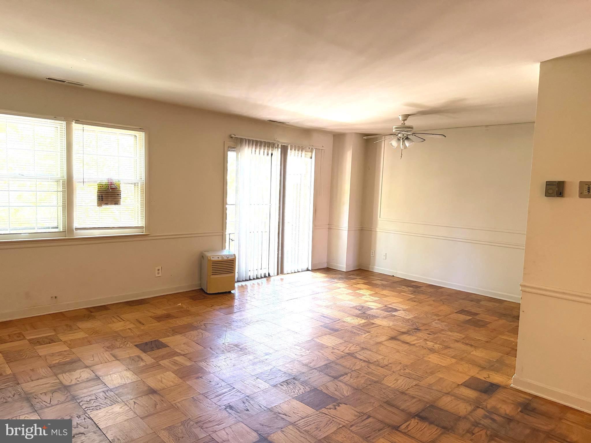 WESTCHESTER PARK - Residential