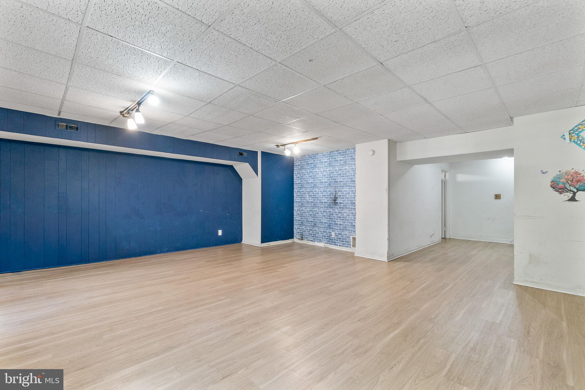 WESTCHESTER PARK - Residential
