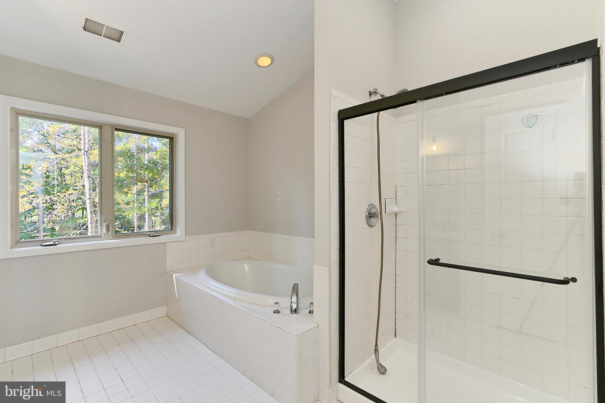 OCCOQUAN FOREST - Residential