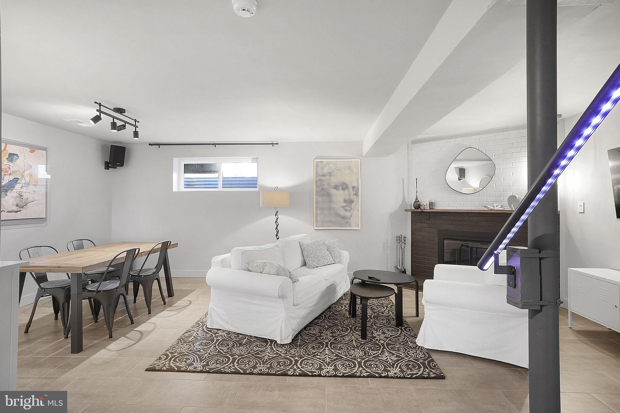 NORTHBROOK ESTATES - Residential