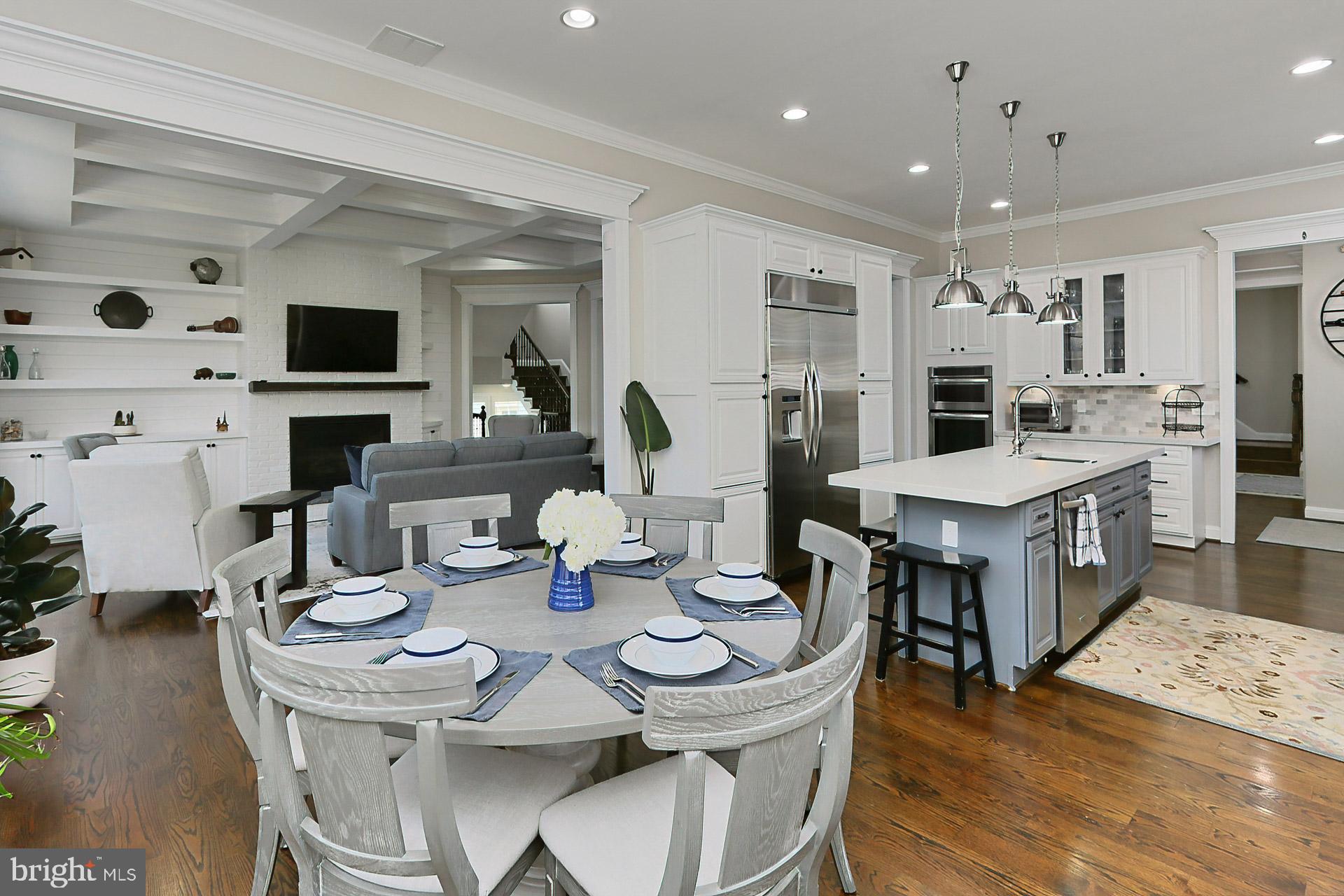 VIENNA WOODS - Residential