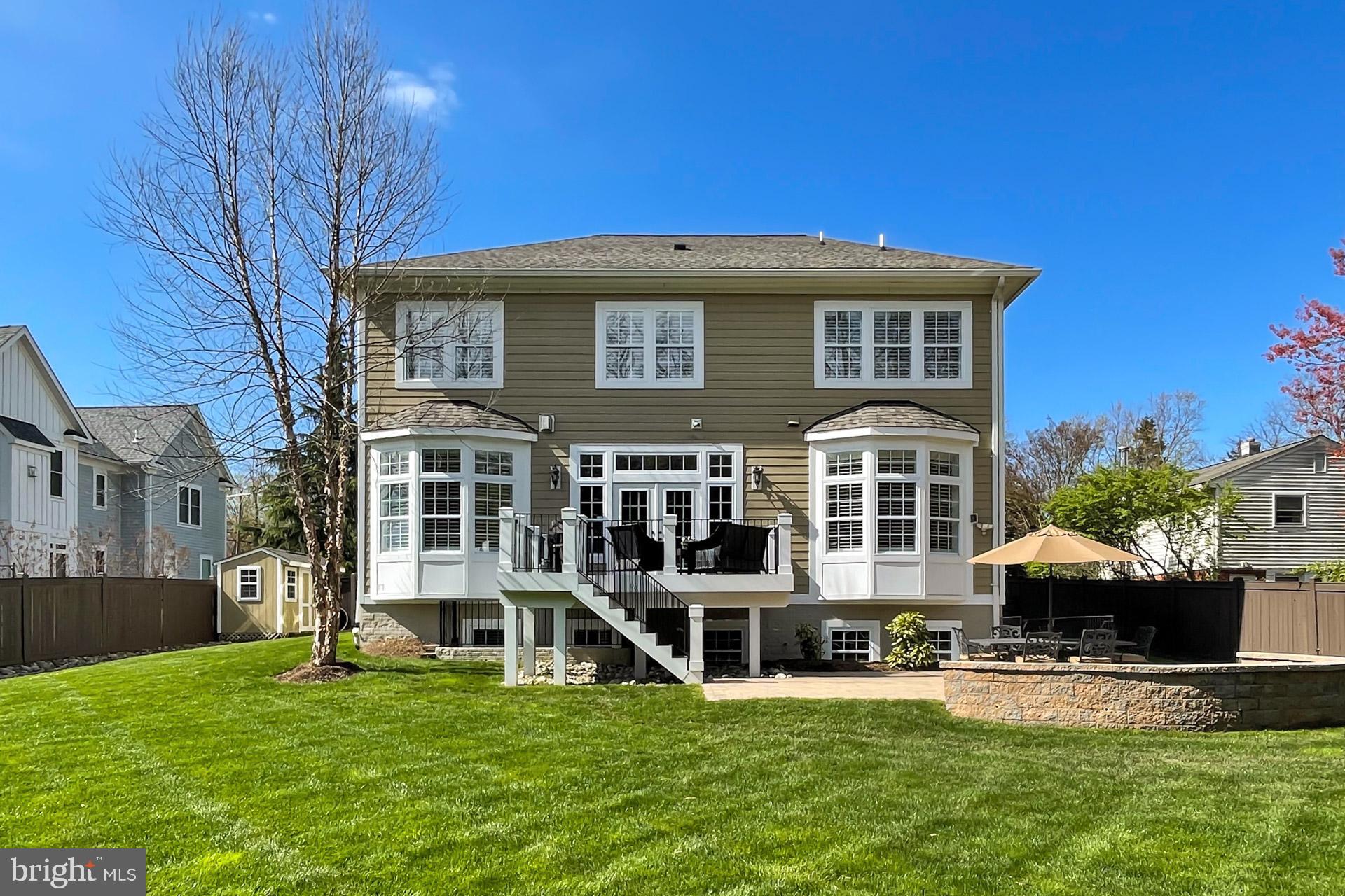 VIENNA WOODS - Residential
