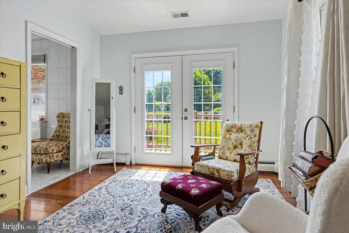 HOLLAND FARMS - Residential