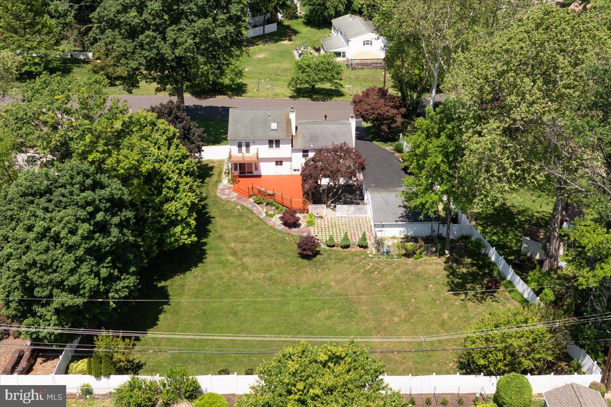 HOLLAND FARMS - Residential