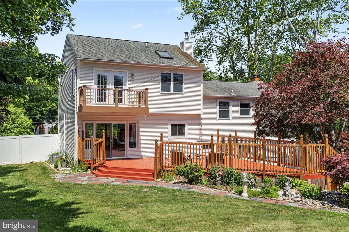 HOLLAND FARMS - Residential