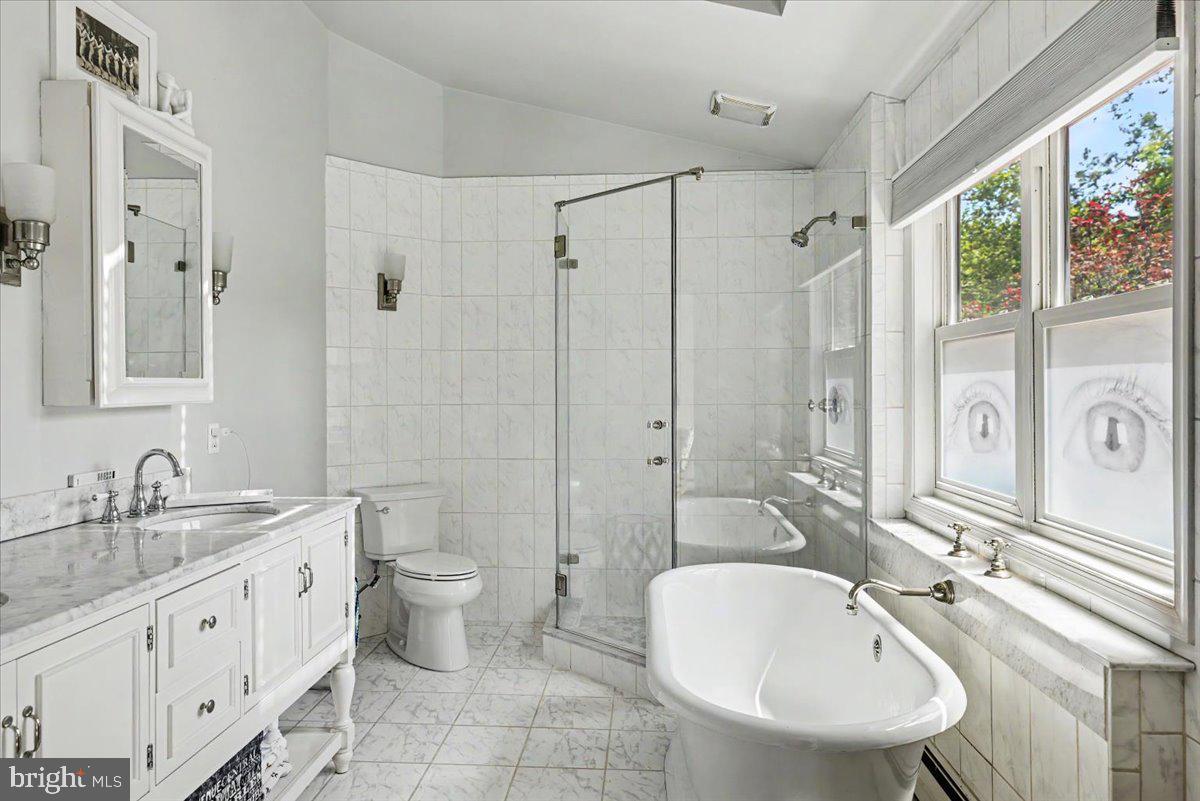 HOLLAND FARMS - Residential
