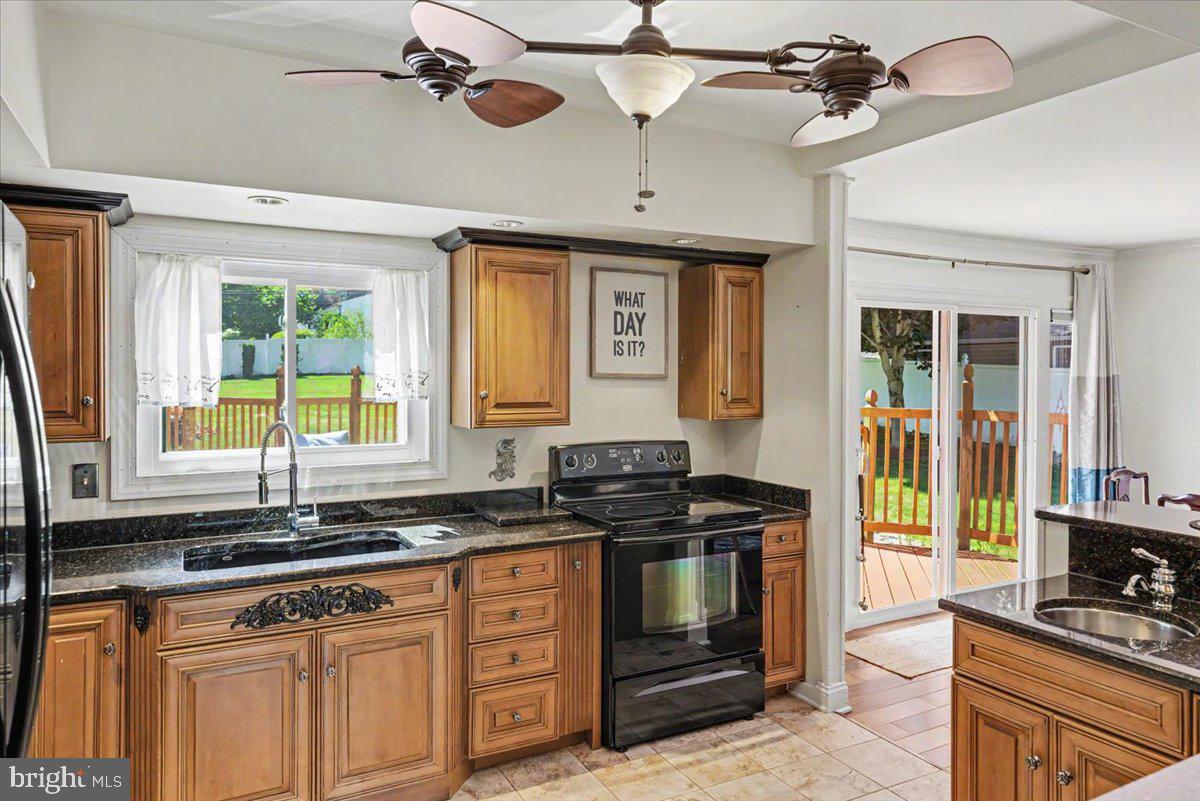 HOLLAND FARMS - Residential