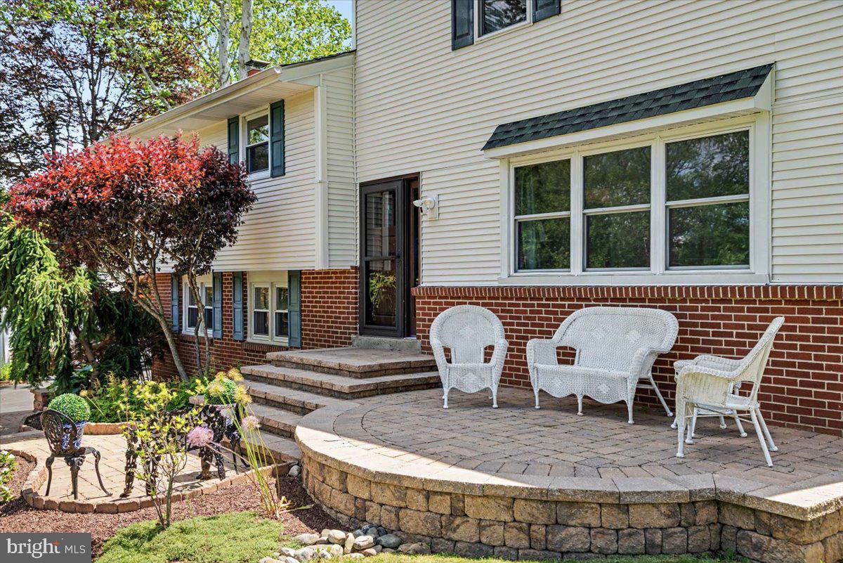 HOLLAND FARMS - Residential
