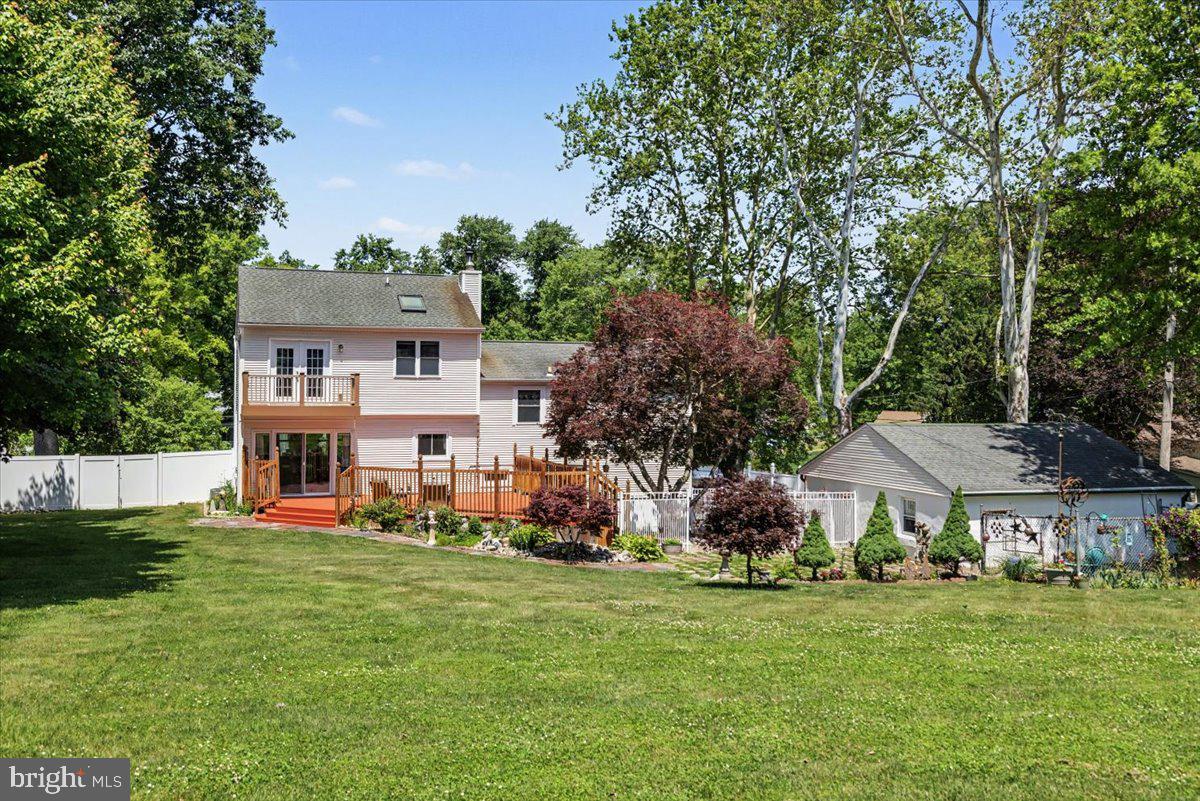 HOLLAND FARMS - Residential