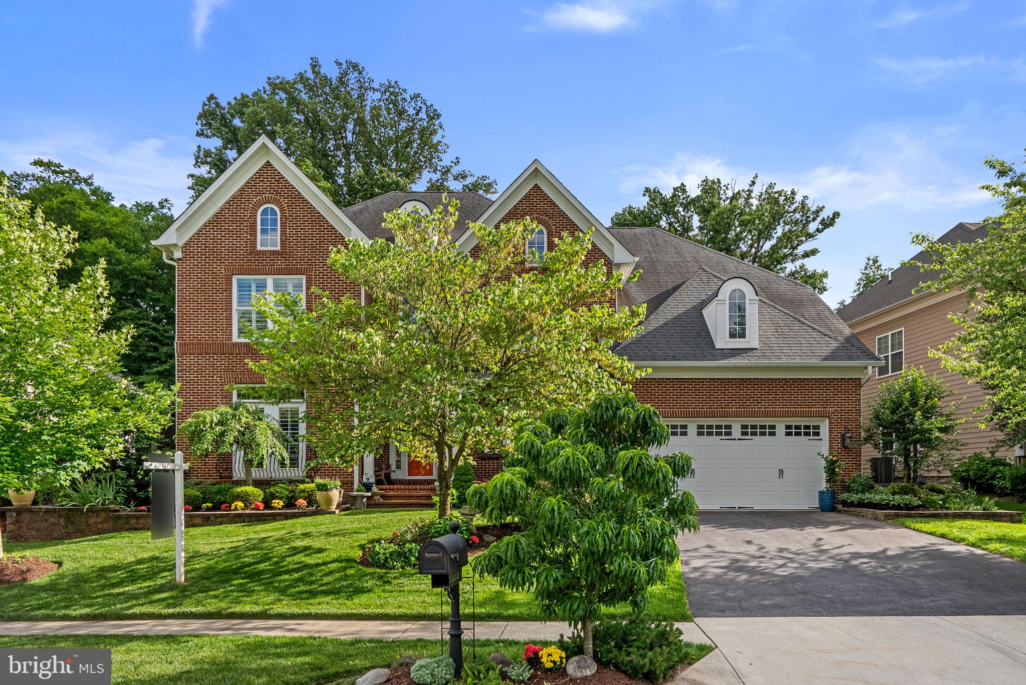 THE RESERVE AT COLLEGE HEIGHTS - Residential