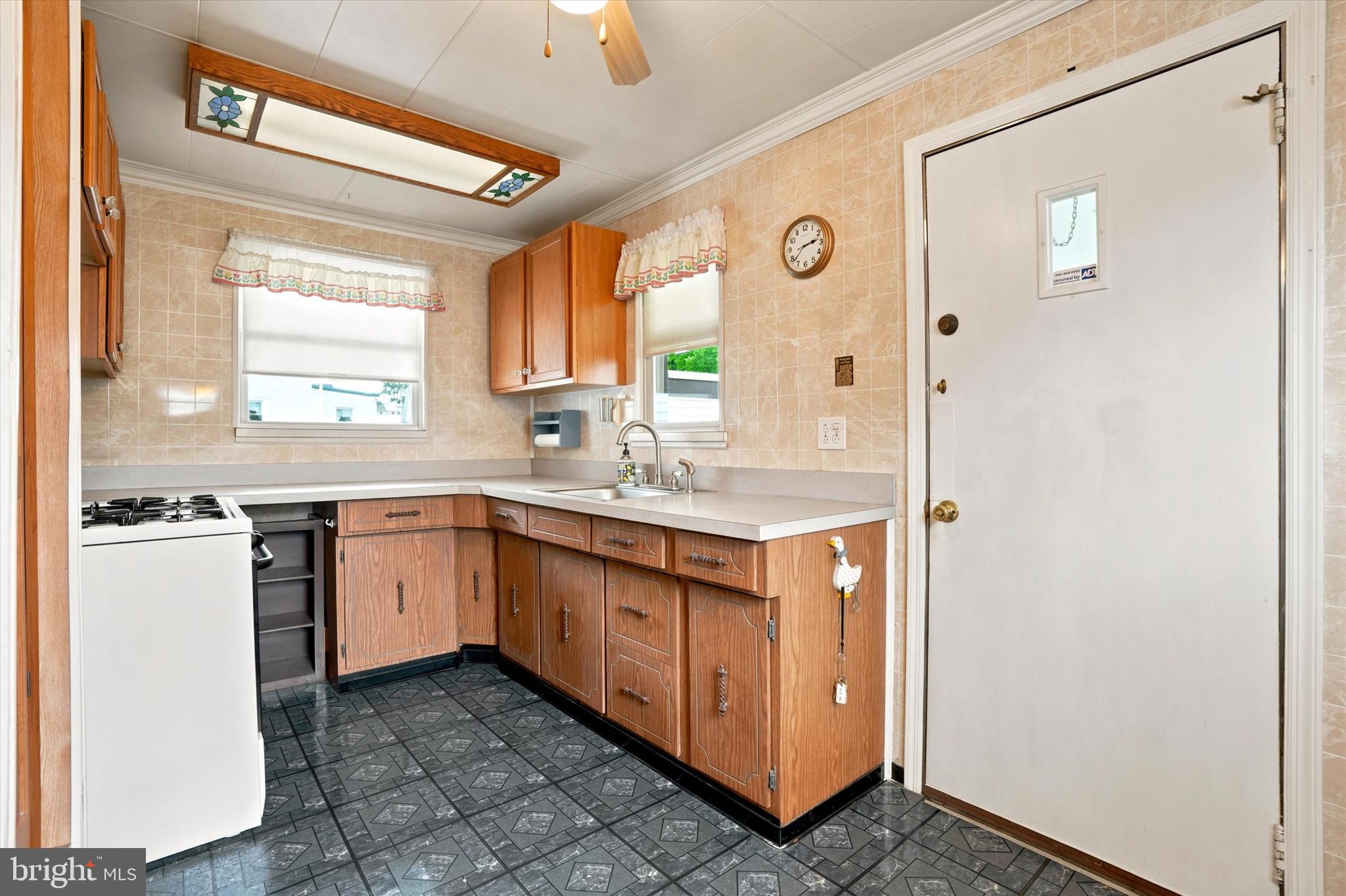 ROCKLEDGE - Residential