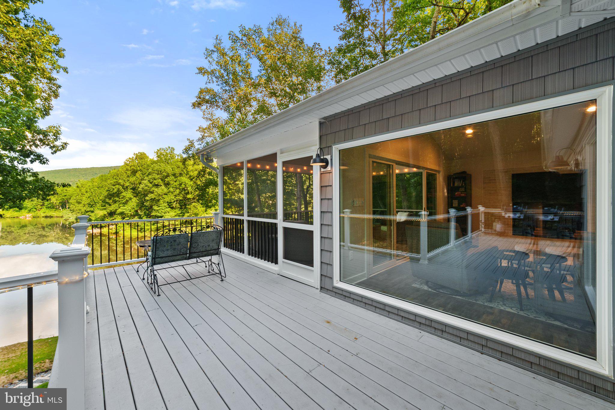 SHANNONDALE - Residential