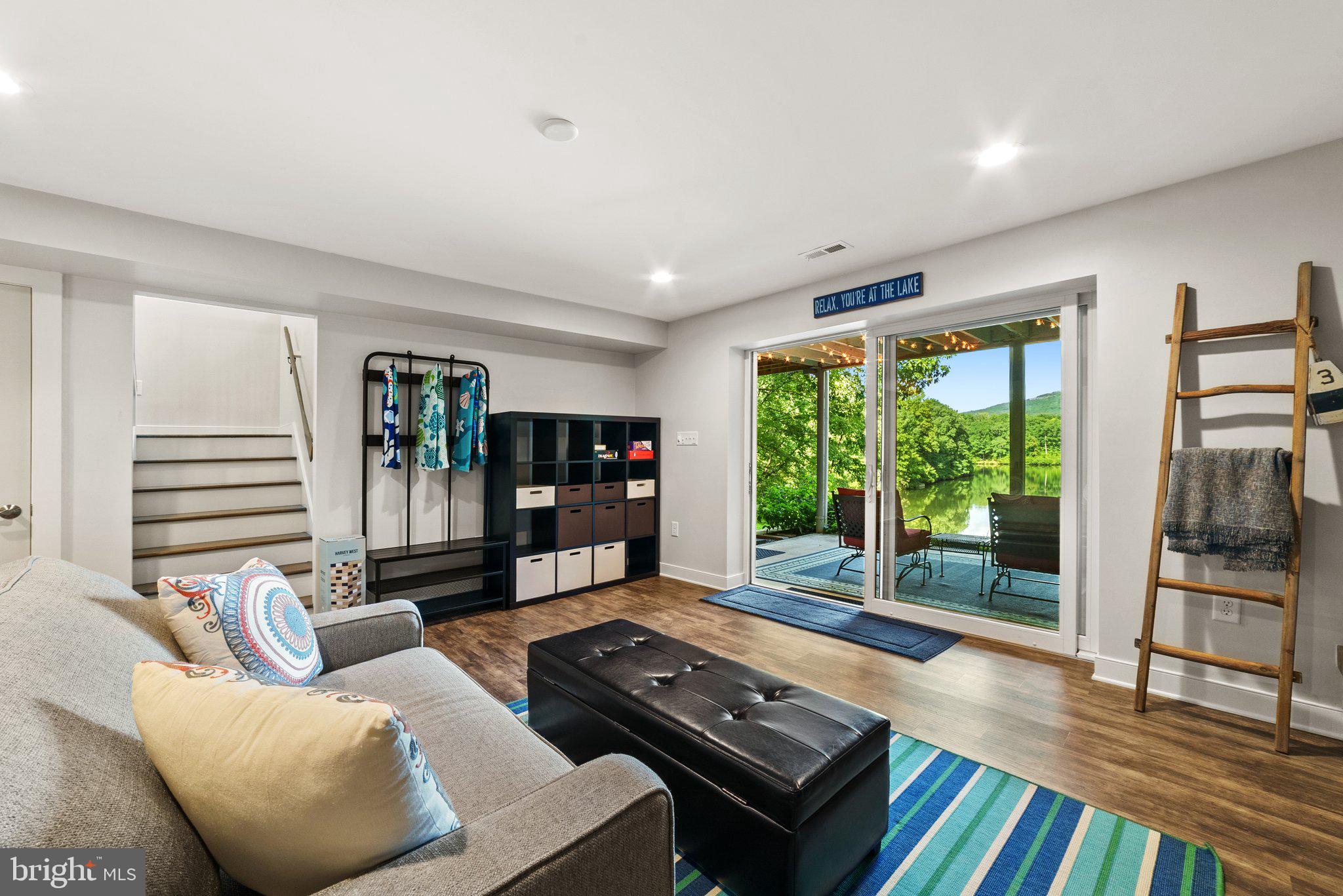 SHANNONDALE - Residential