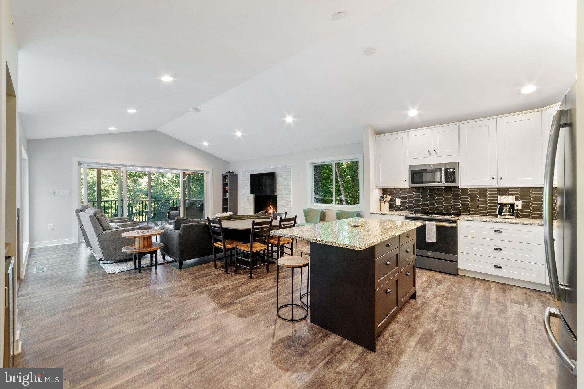 SHANNONDALE - Residential