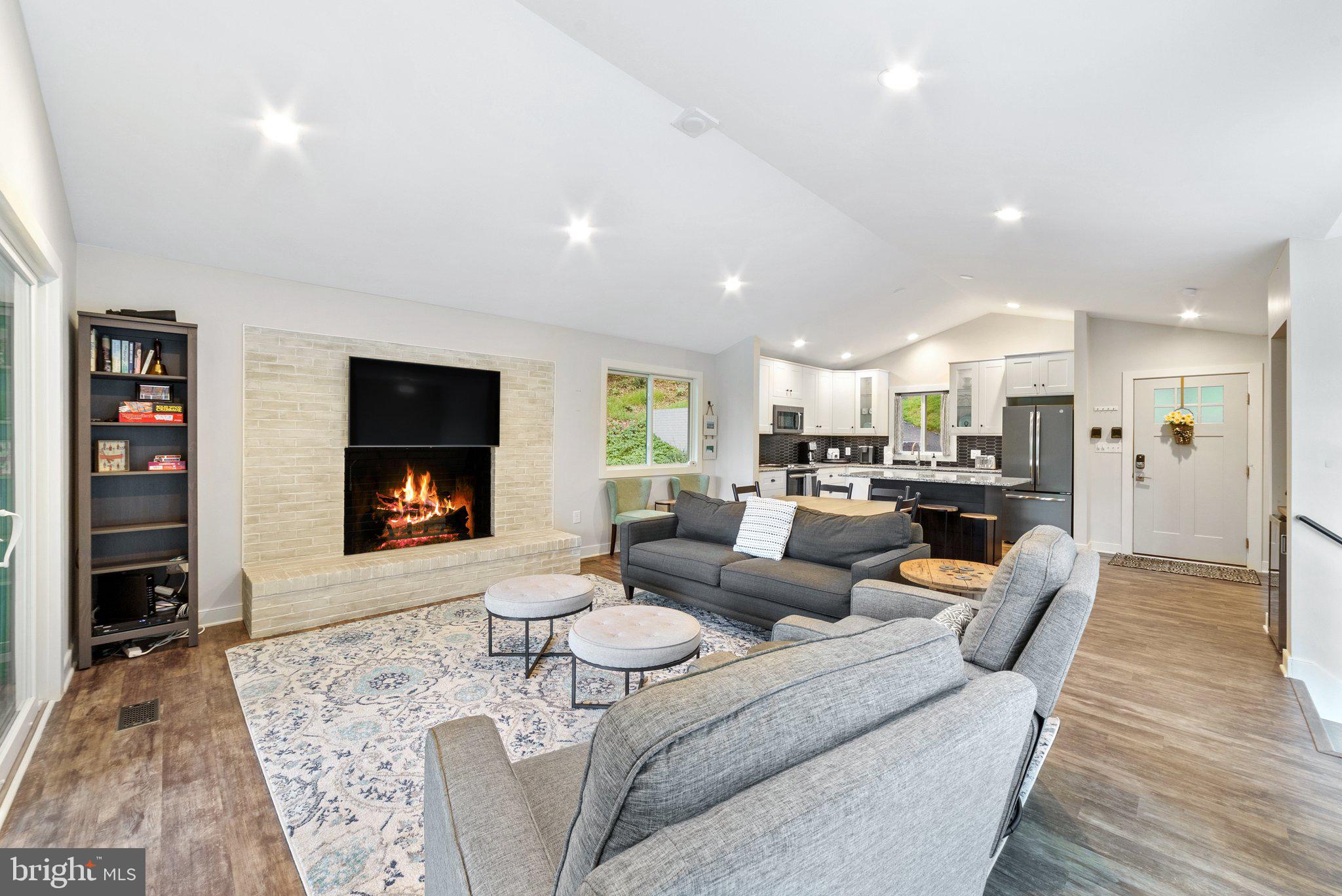 SHANNONDALE - Residential