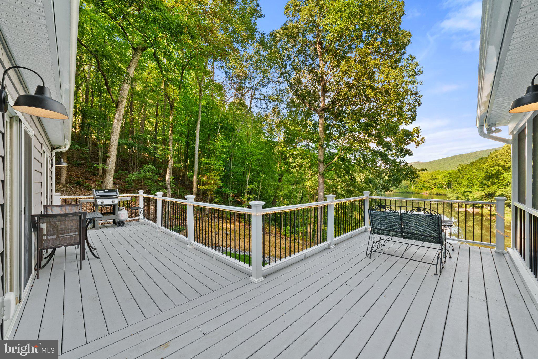 SHANNONDALE - Residential