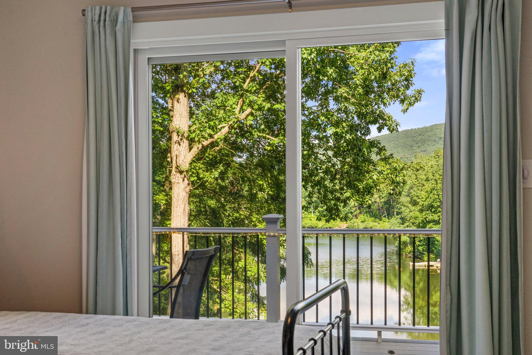 SHANNONDALE - Residential