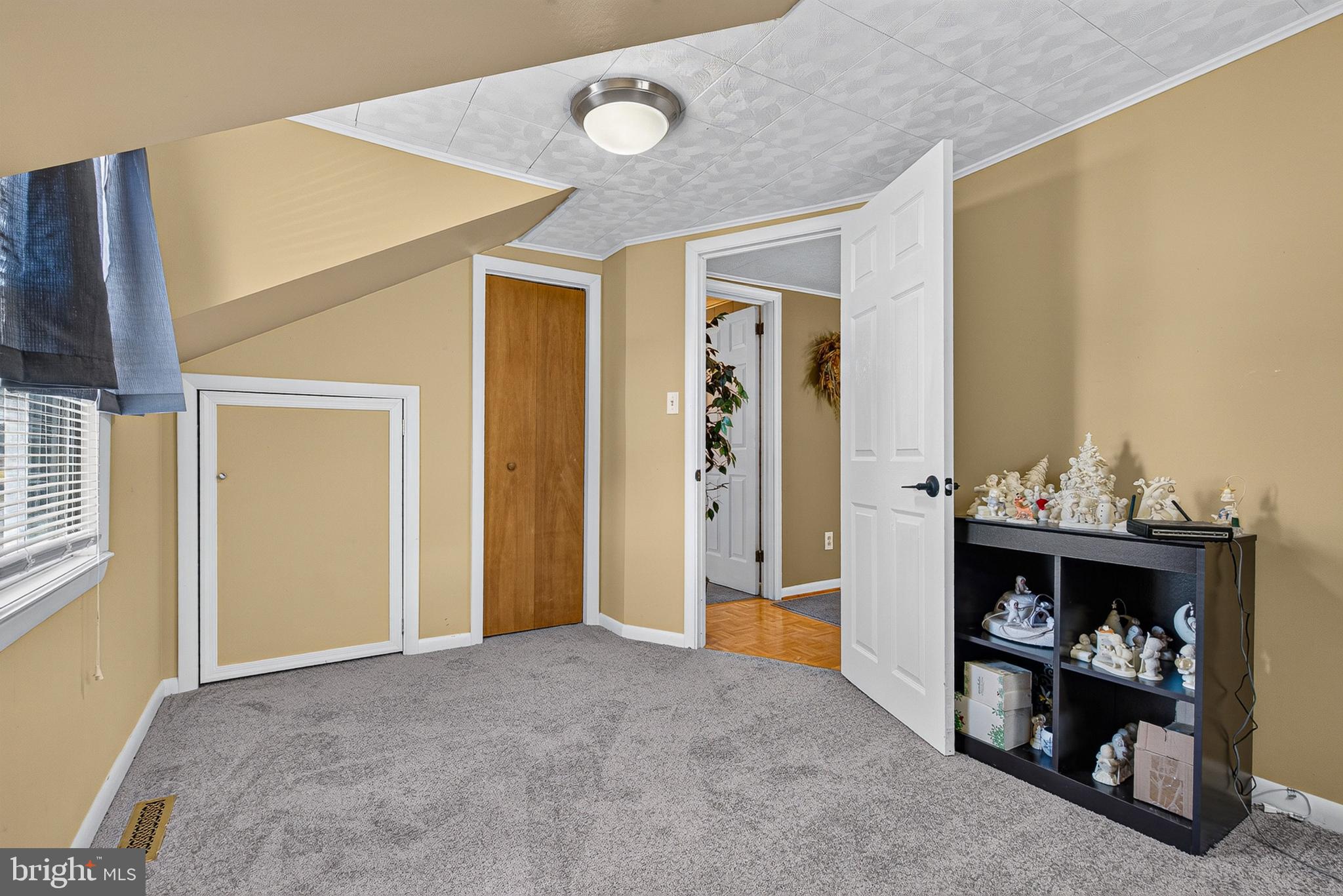PERRYVILLE - Residential