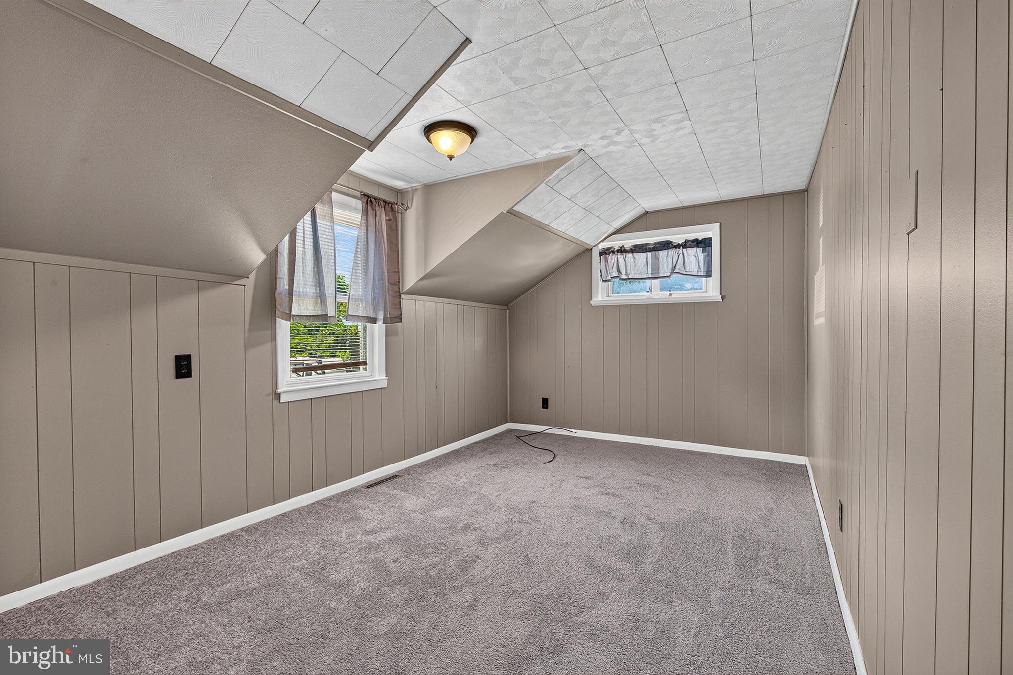 PERRYVILLE - Residential