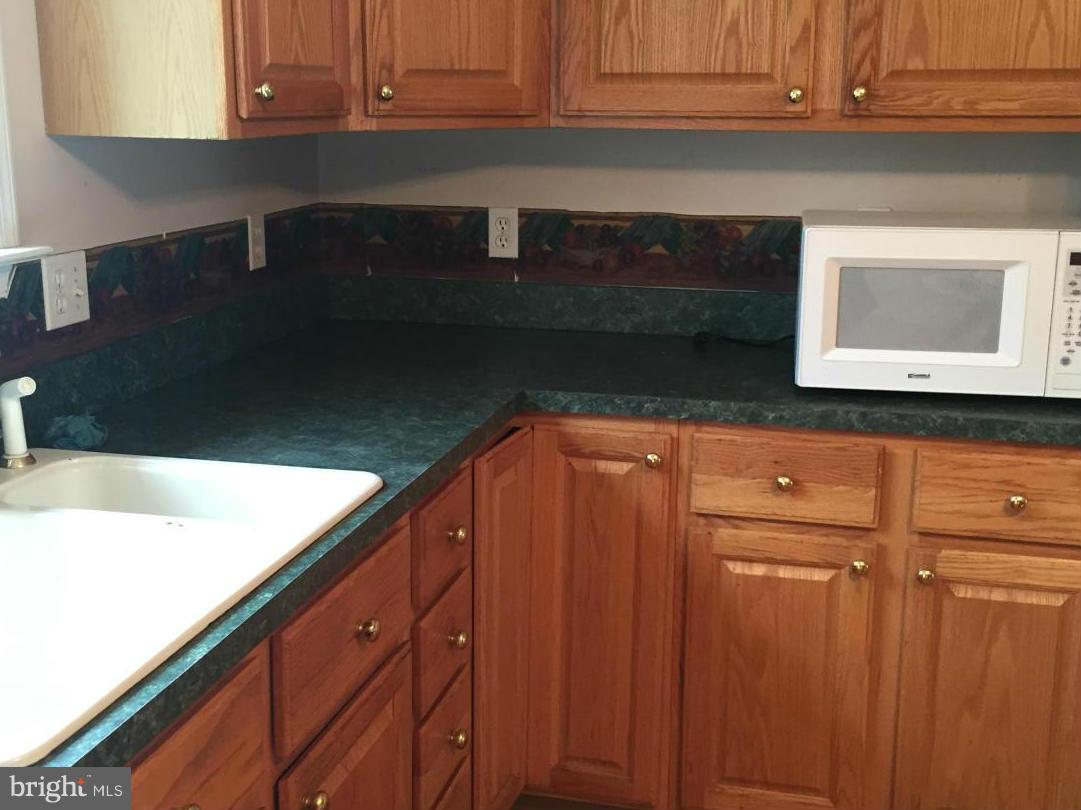 ASHFORD - Residential Lease