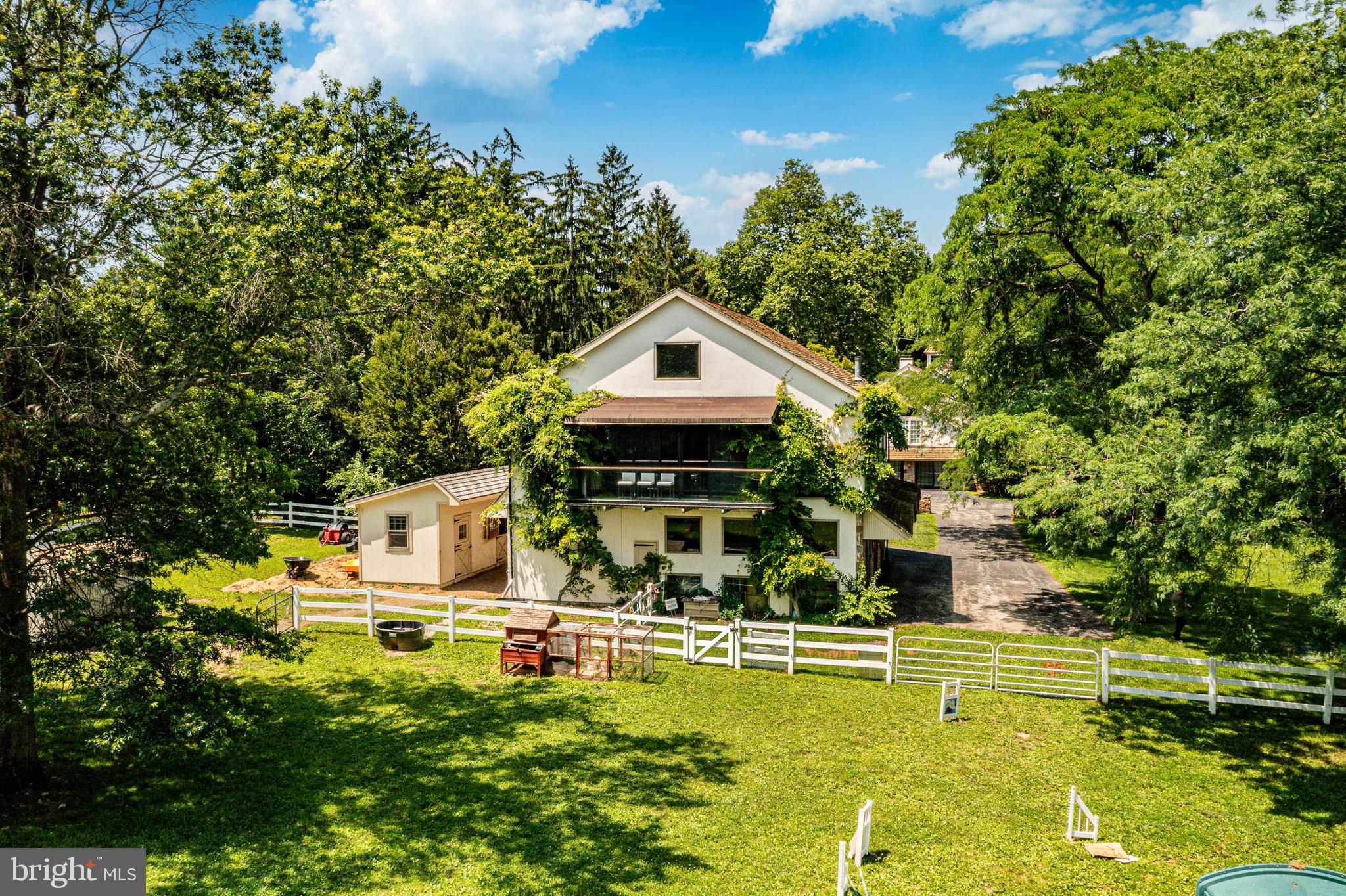 RADNOR HUNT - Residential