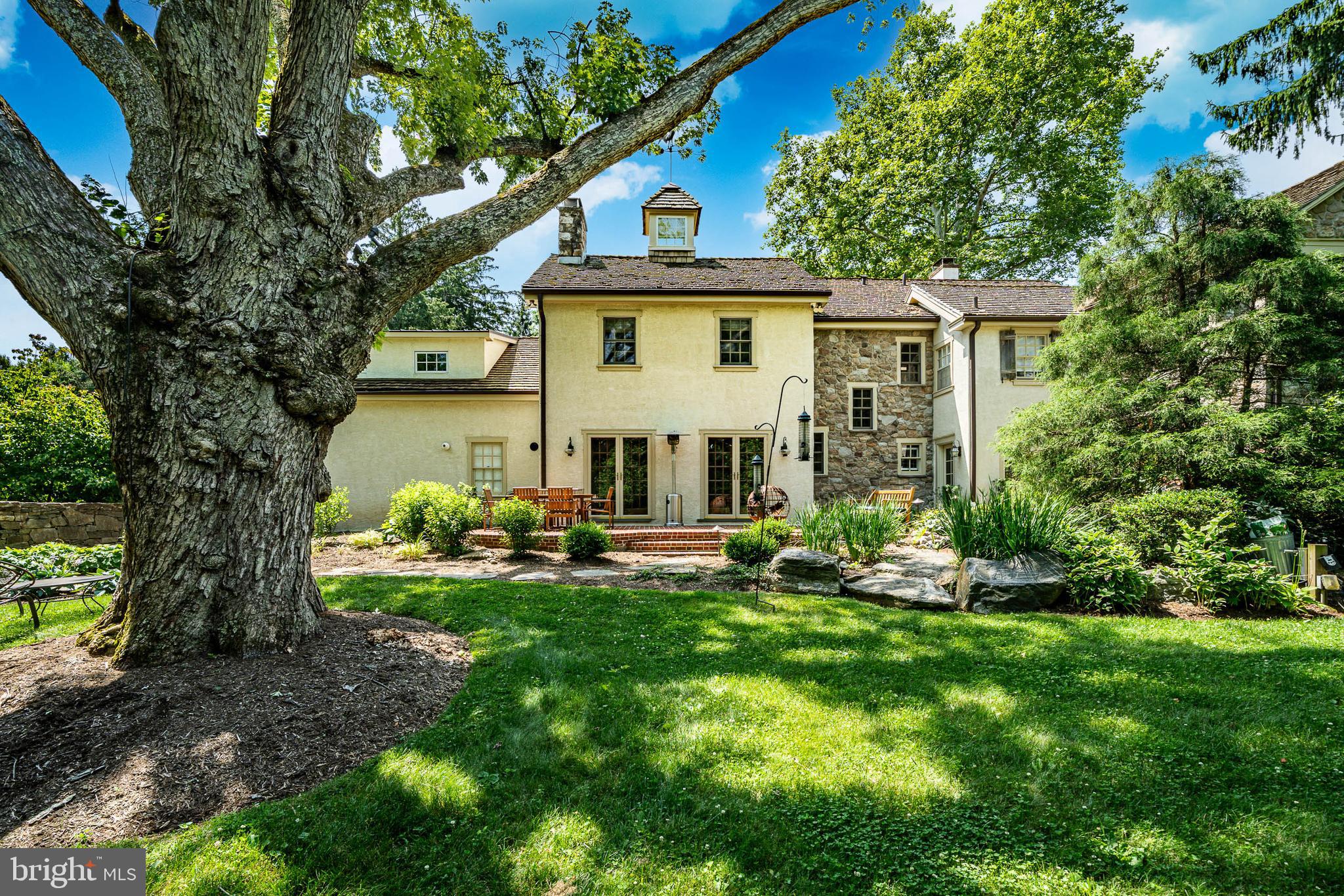 RADNOR HUNT - Residential
