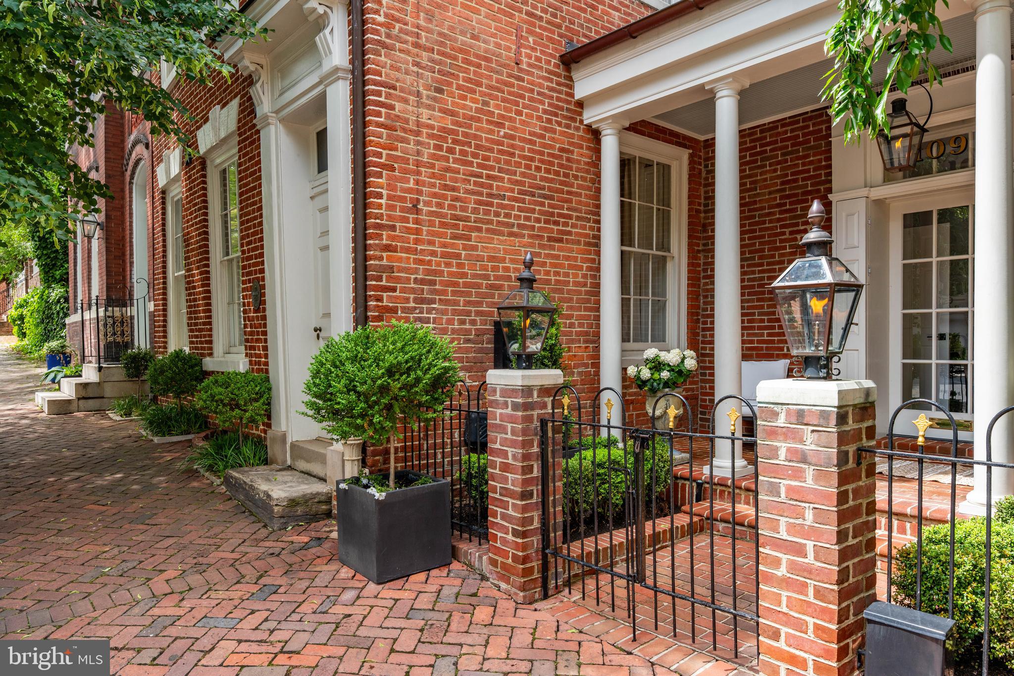 OLD TOWN - Residential