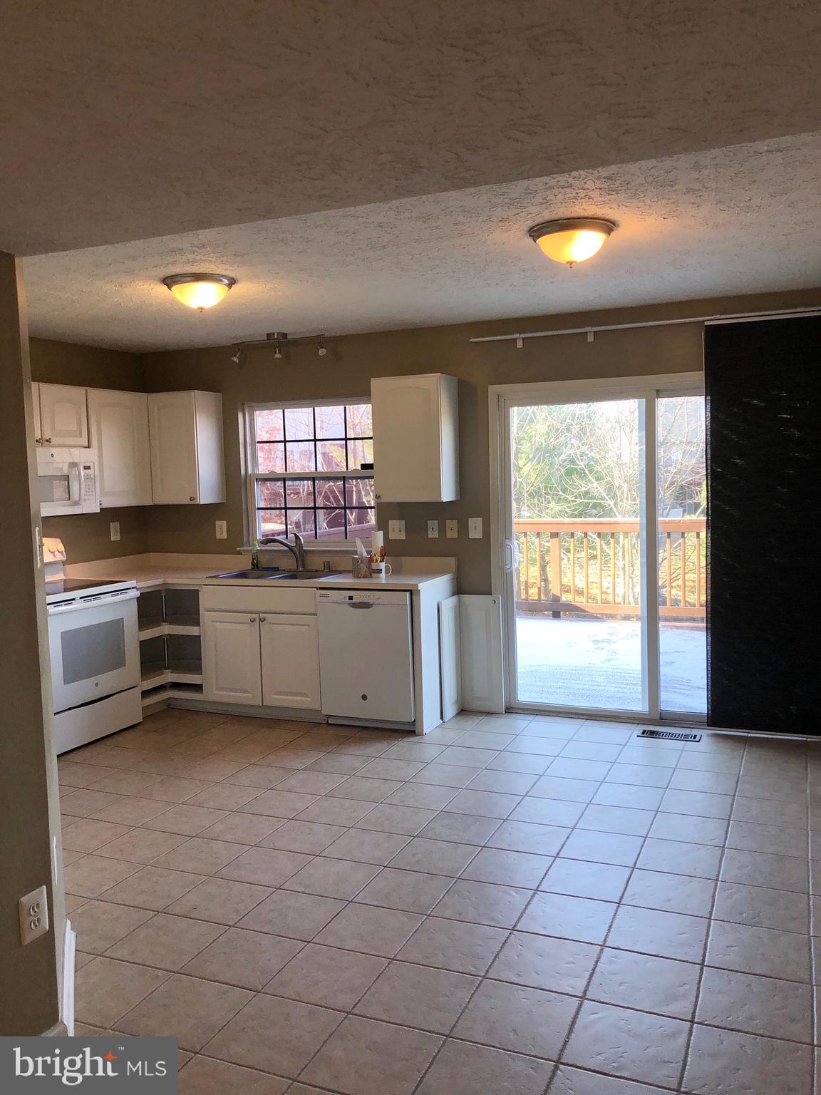 VILLAGE OF PAINTERS MILL - Residential