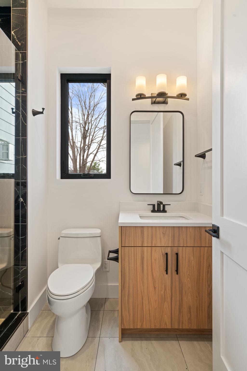 VIENNA WOODS - Residential
